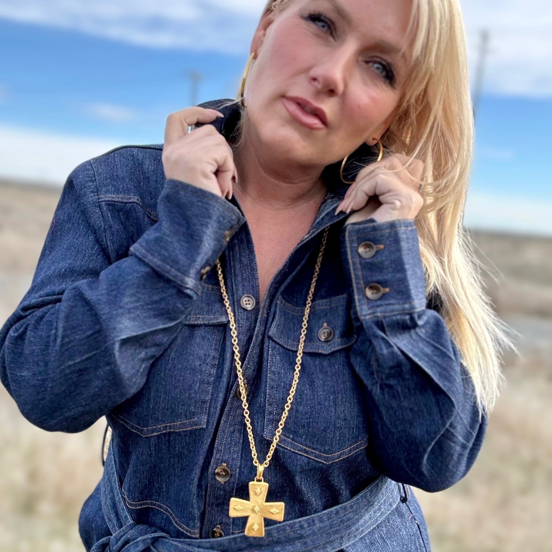 Canterbury Pendant Necklace