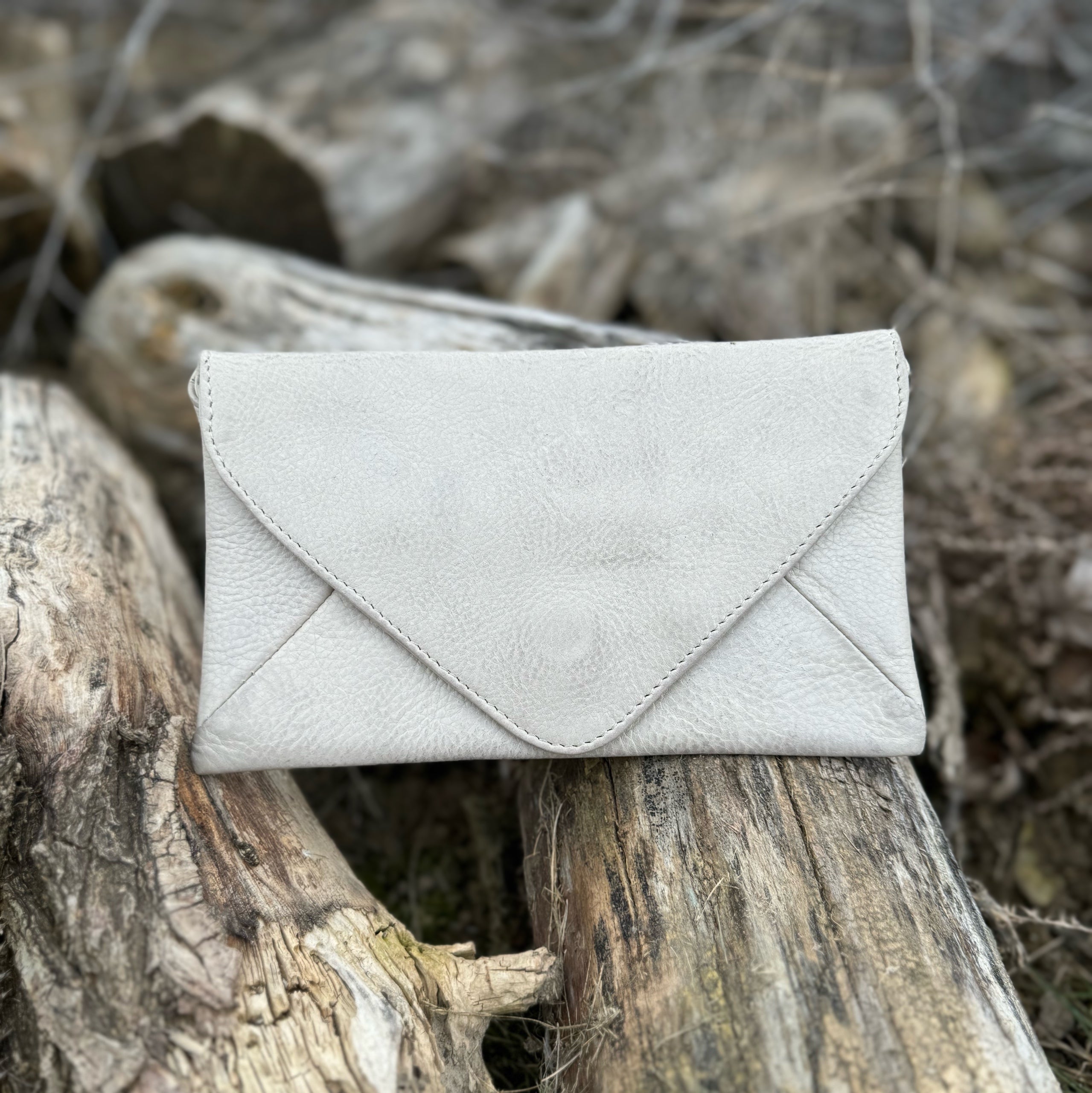 Fontina Envelope Wallet (Stone)