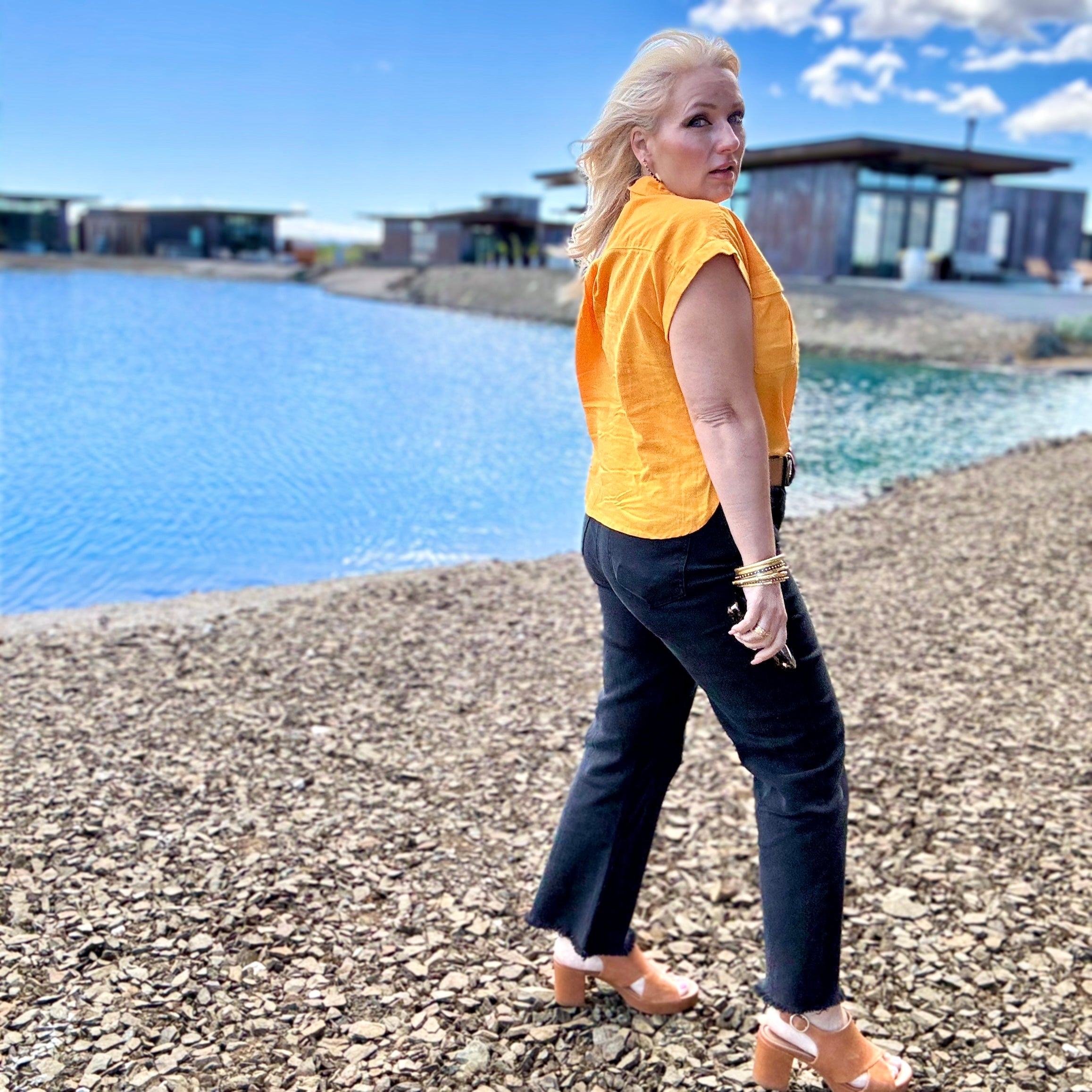 Atlas Cropped Straight Jean (Black)