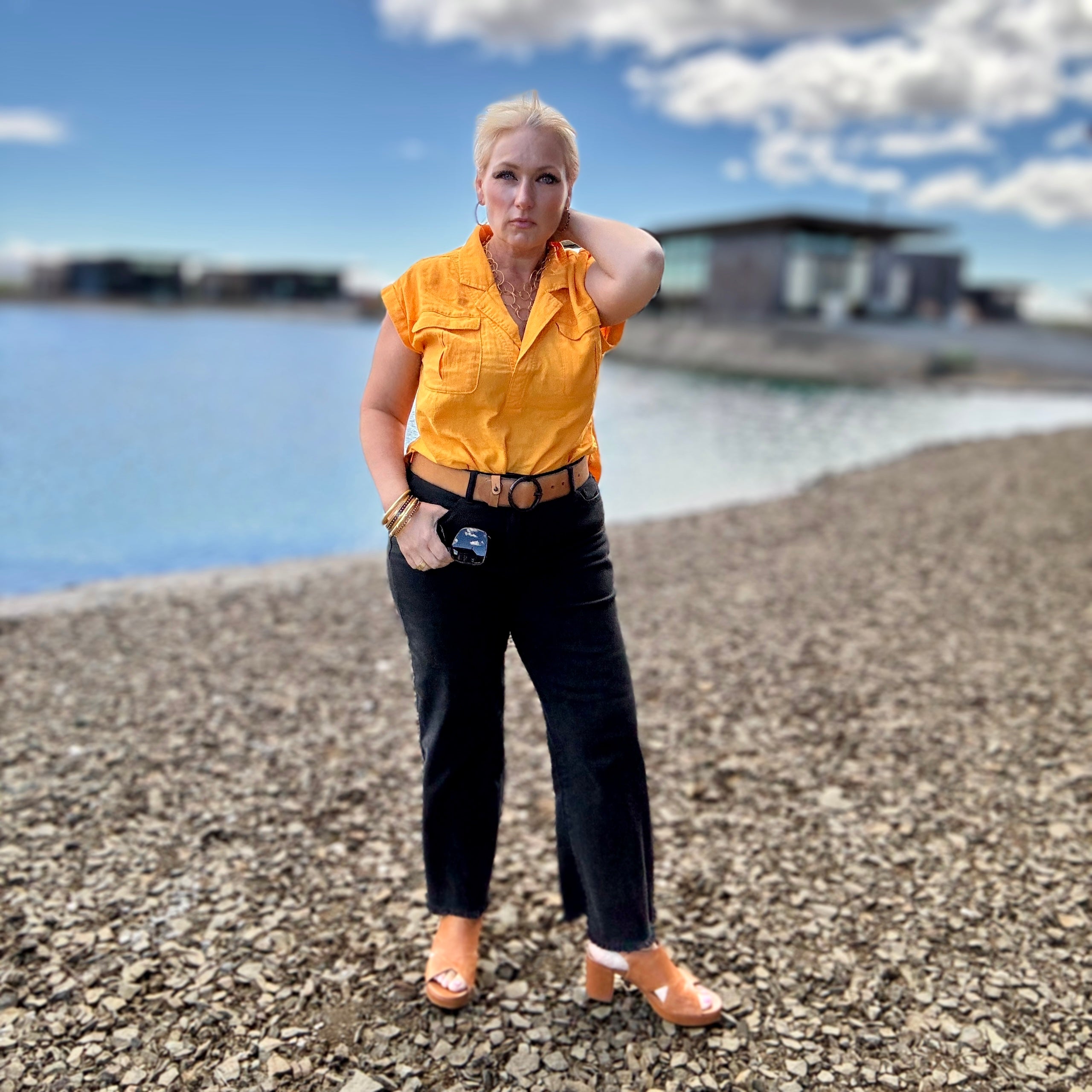 Atlas Cropped Straight Jean (Black)