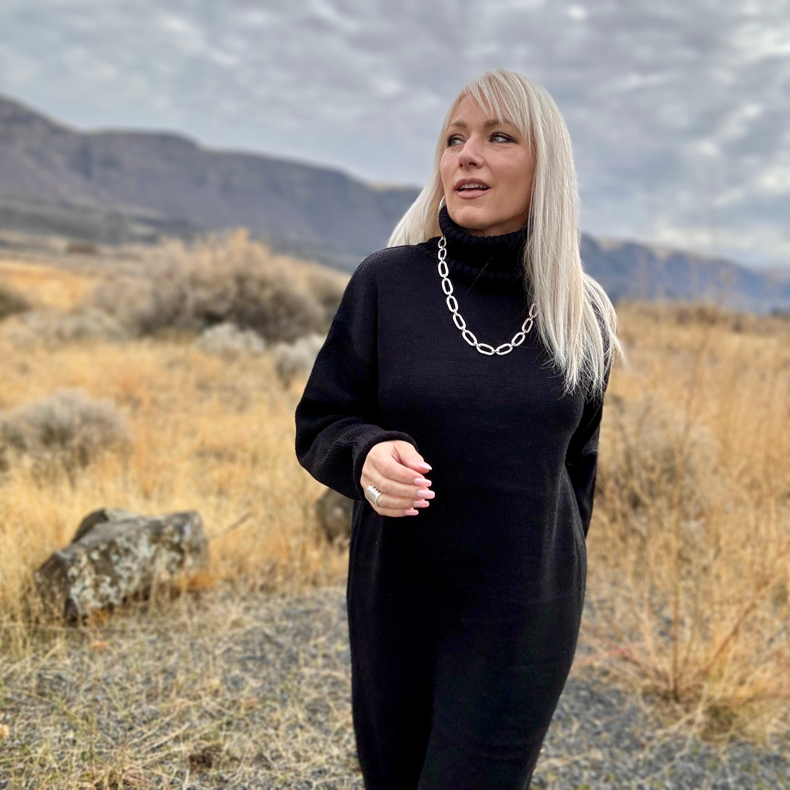 Gwyneth Sweater Middi Dress