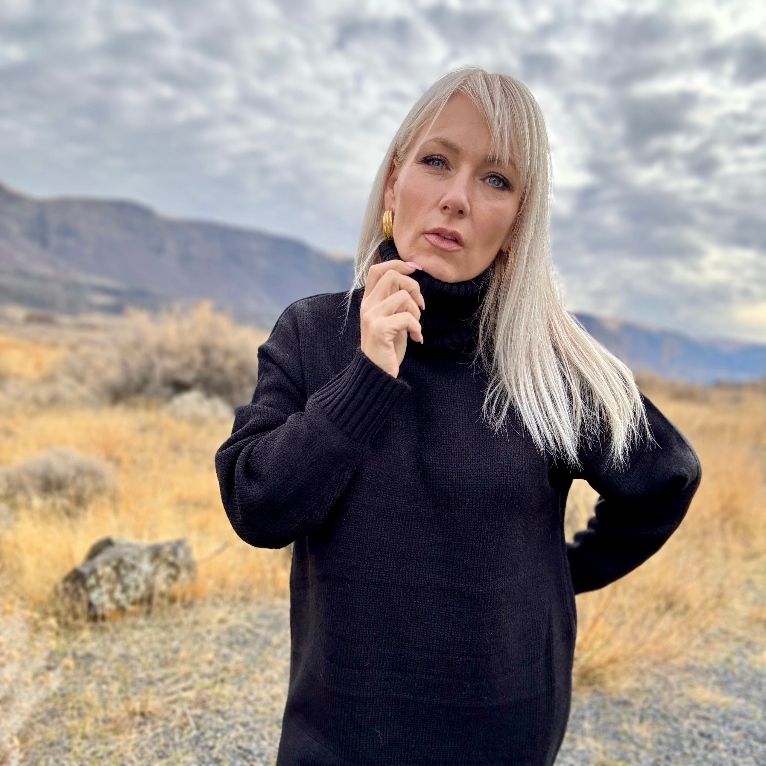 Gwyneth Sweater Middi Dress