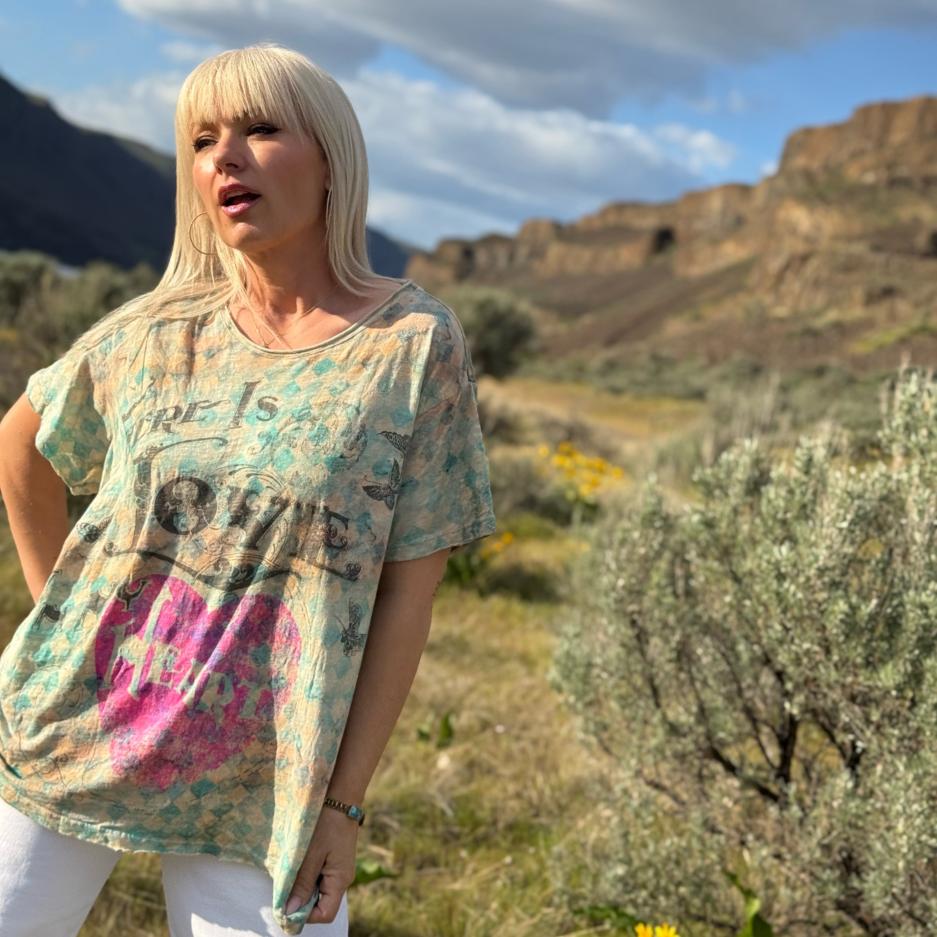 Magnolia Pearl Your Aura Tee