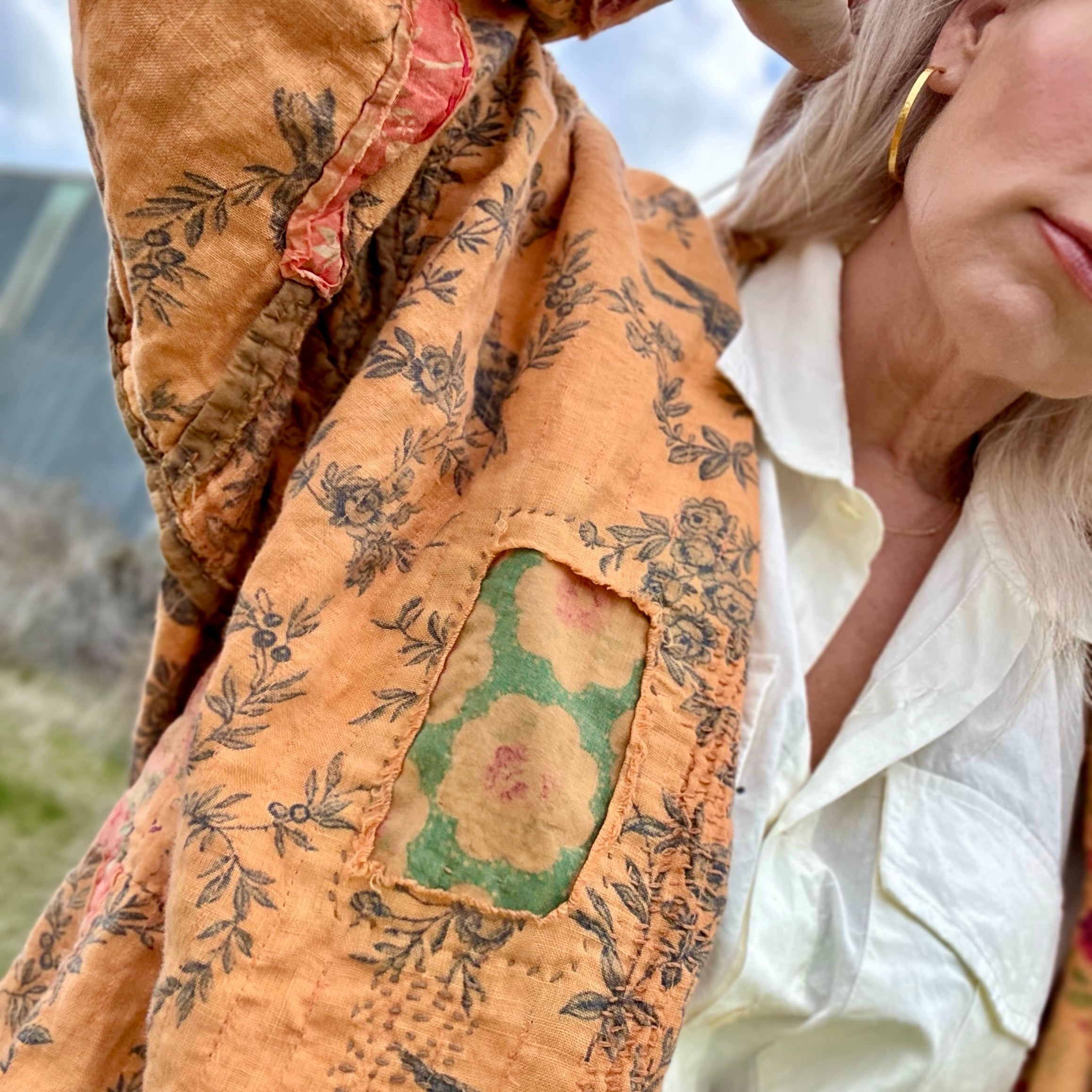 Magnolia Pearl Julian Floral Kimono
