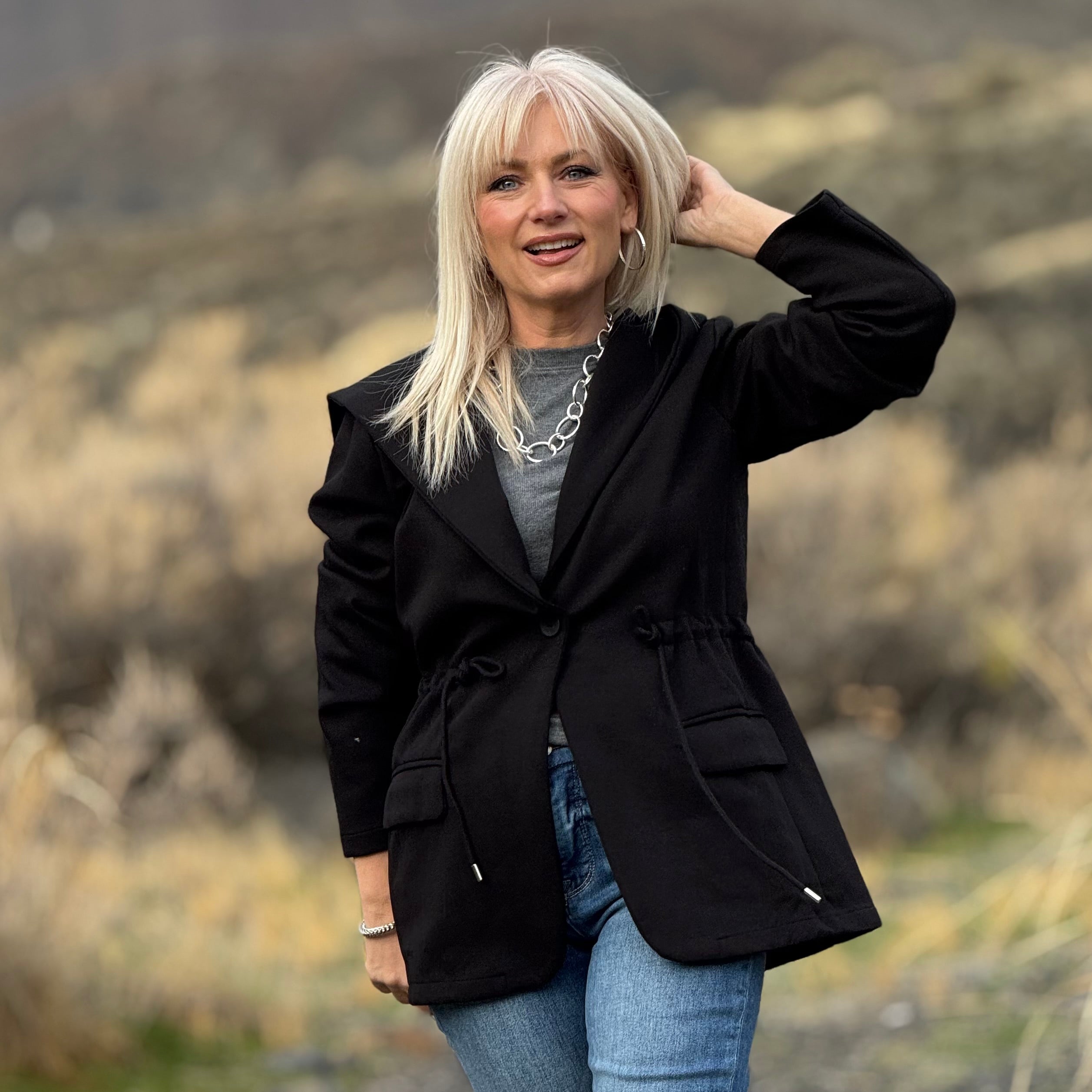 TRAILSIDE DRAWSTRING JACKET Black