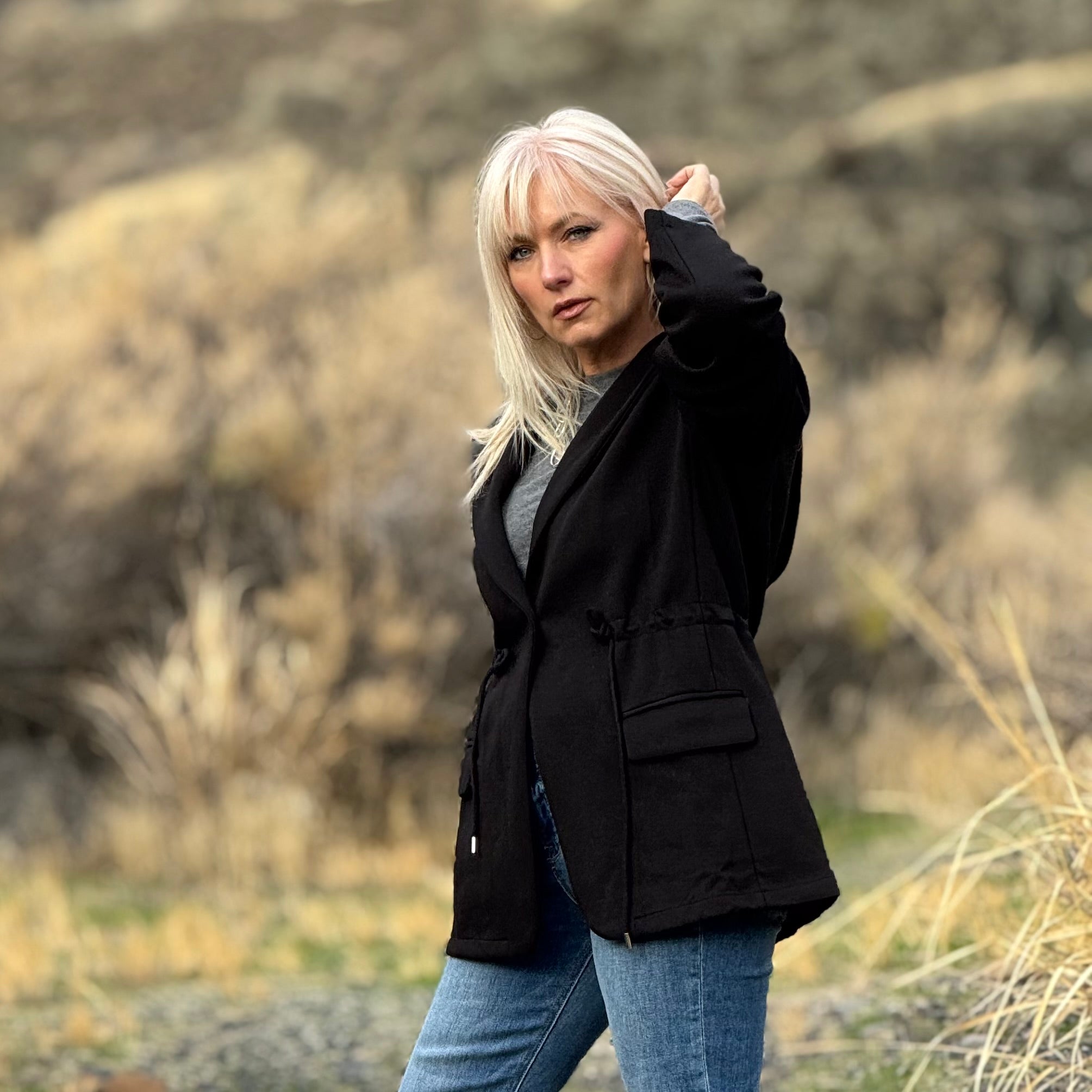 TRAILSIDE DRAWSTRING JACKET Black