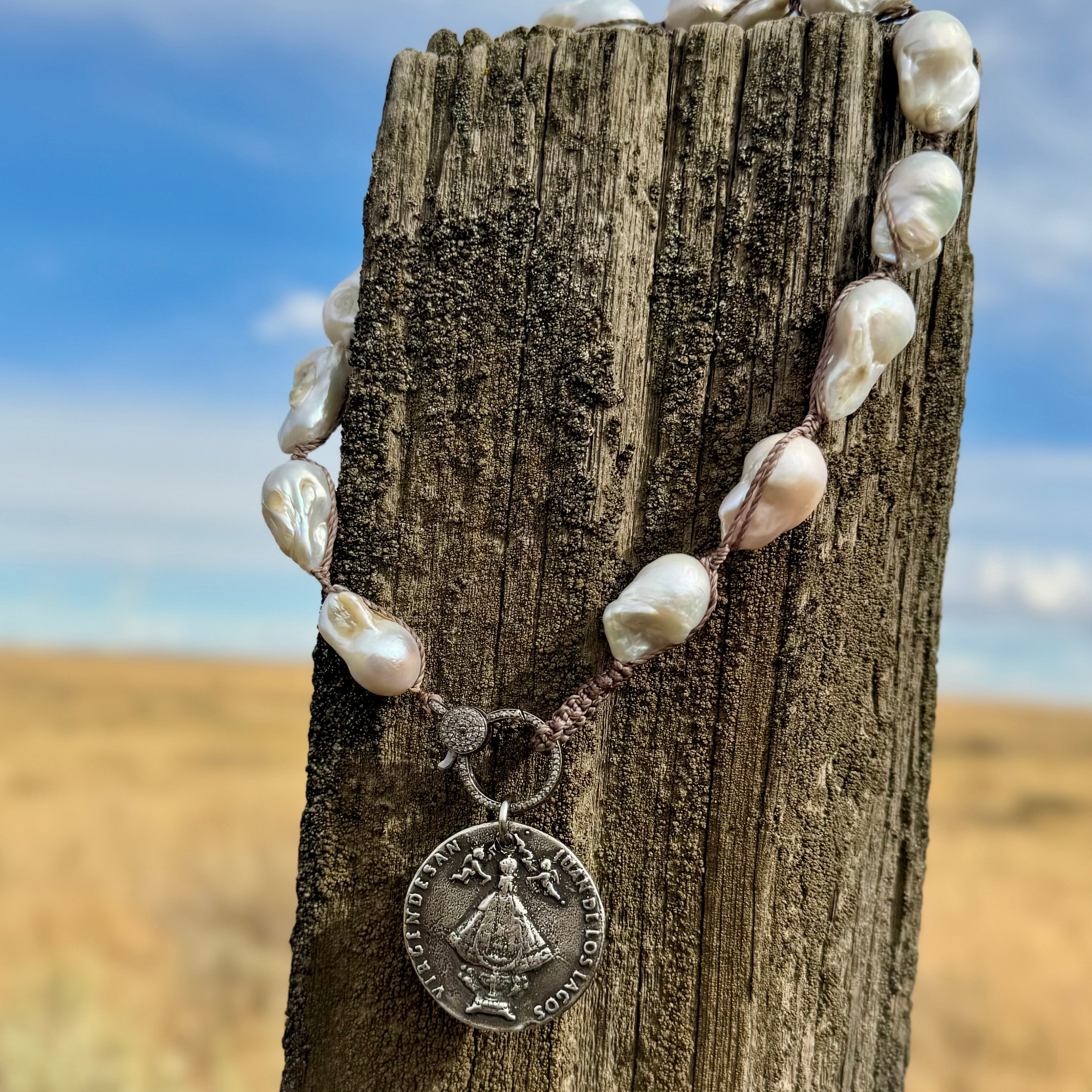 Divine Pearl Diamond Clasp Necklace