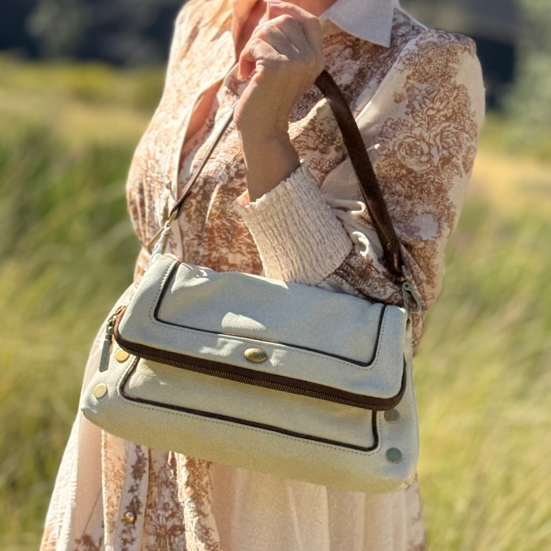 Hammitt Beverly Med West End/Antique Gold