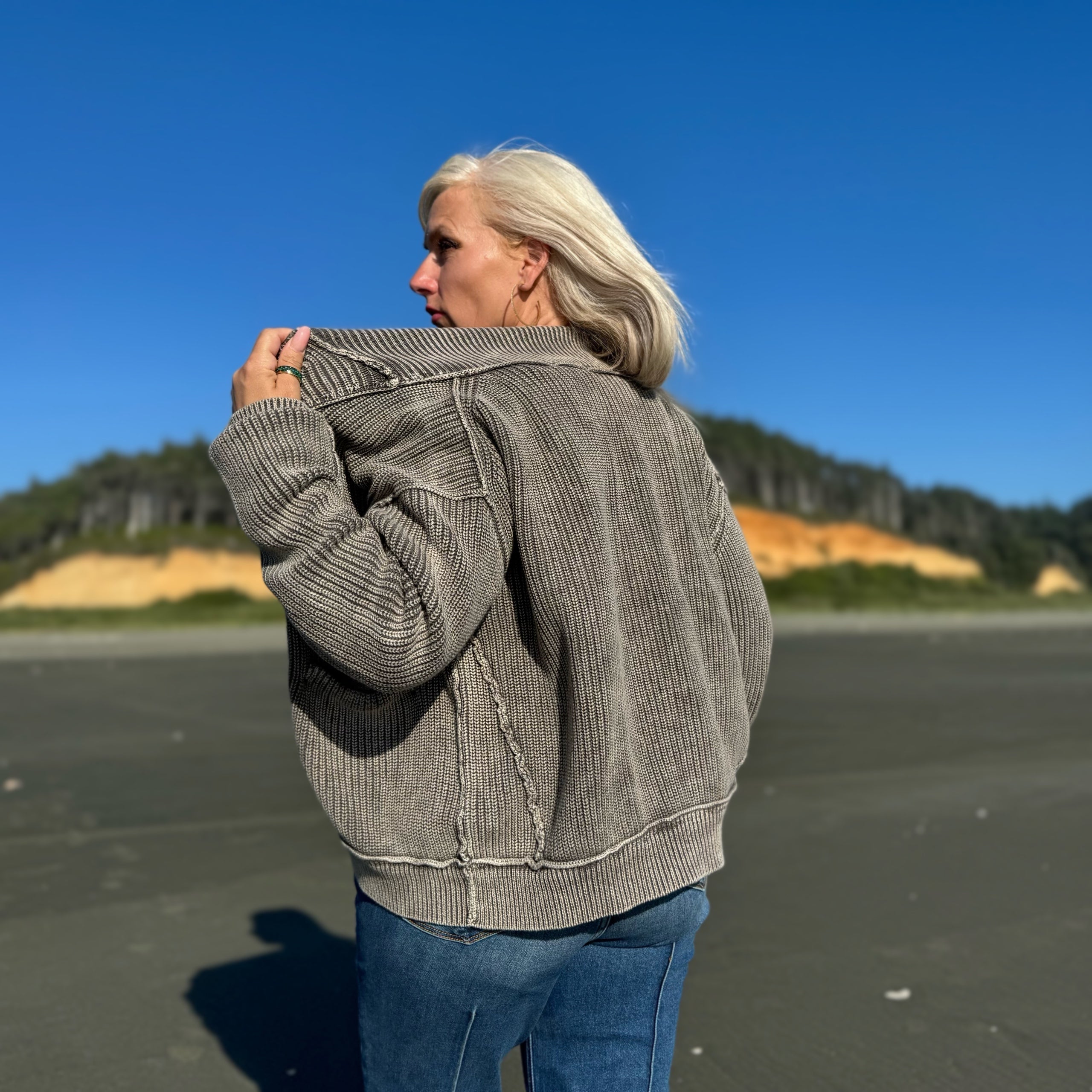 Road Trippin’ Cardigan (Mocha)