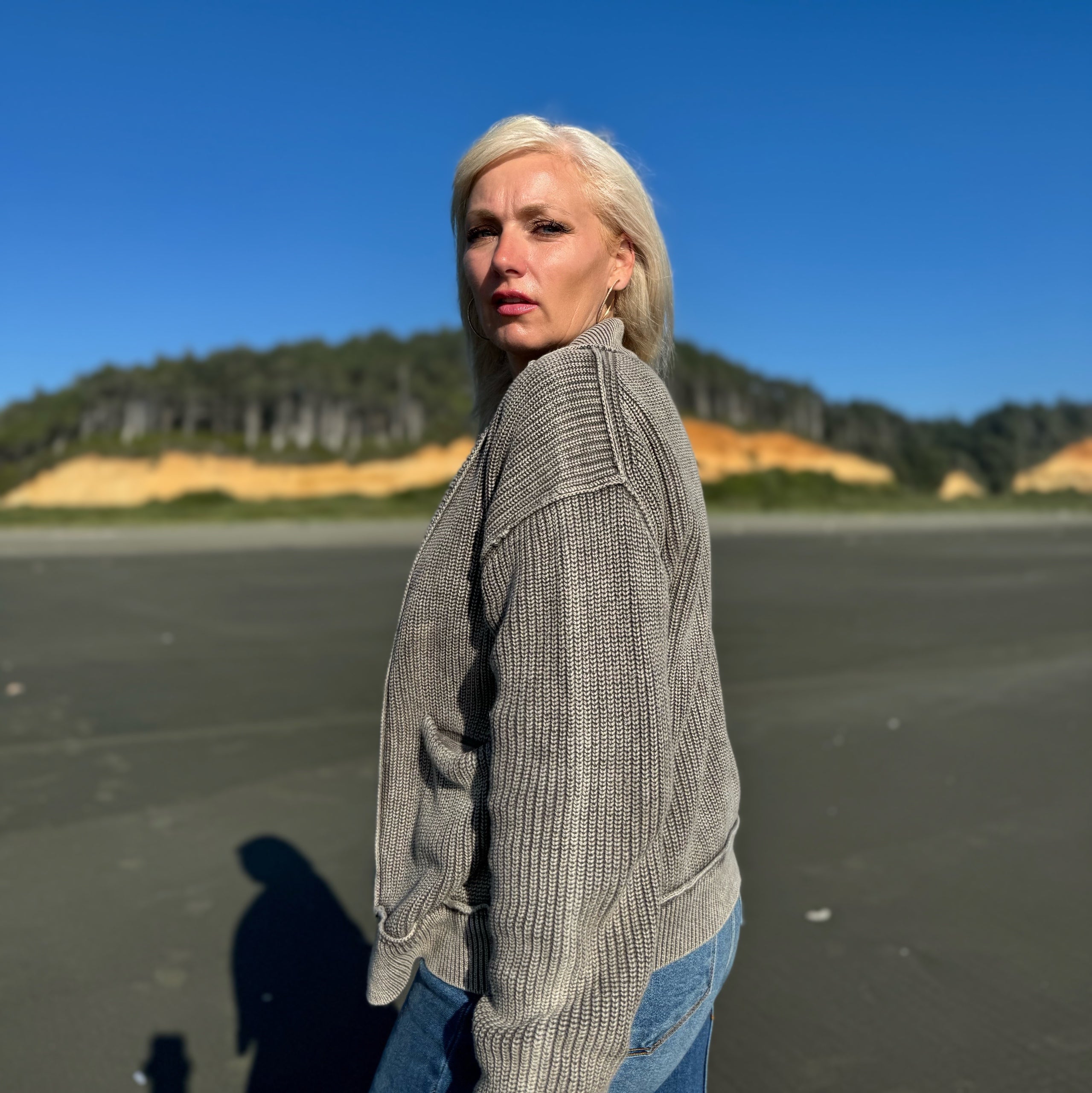 Road Trippin’ Cardigan (Mocha)