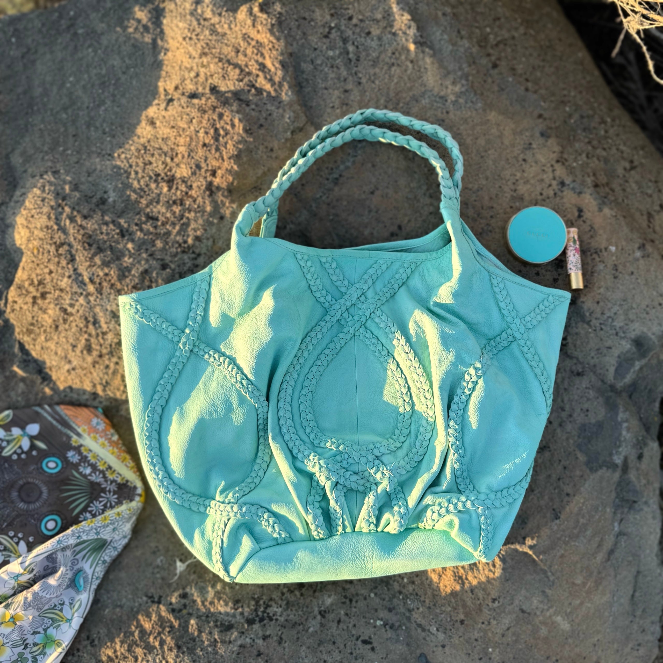 Presley Tote (Turquoise)