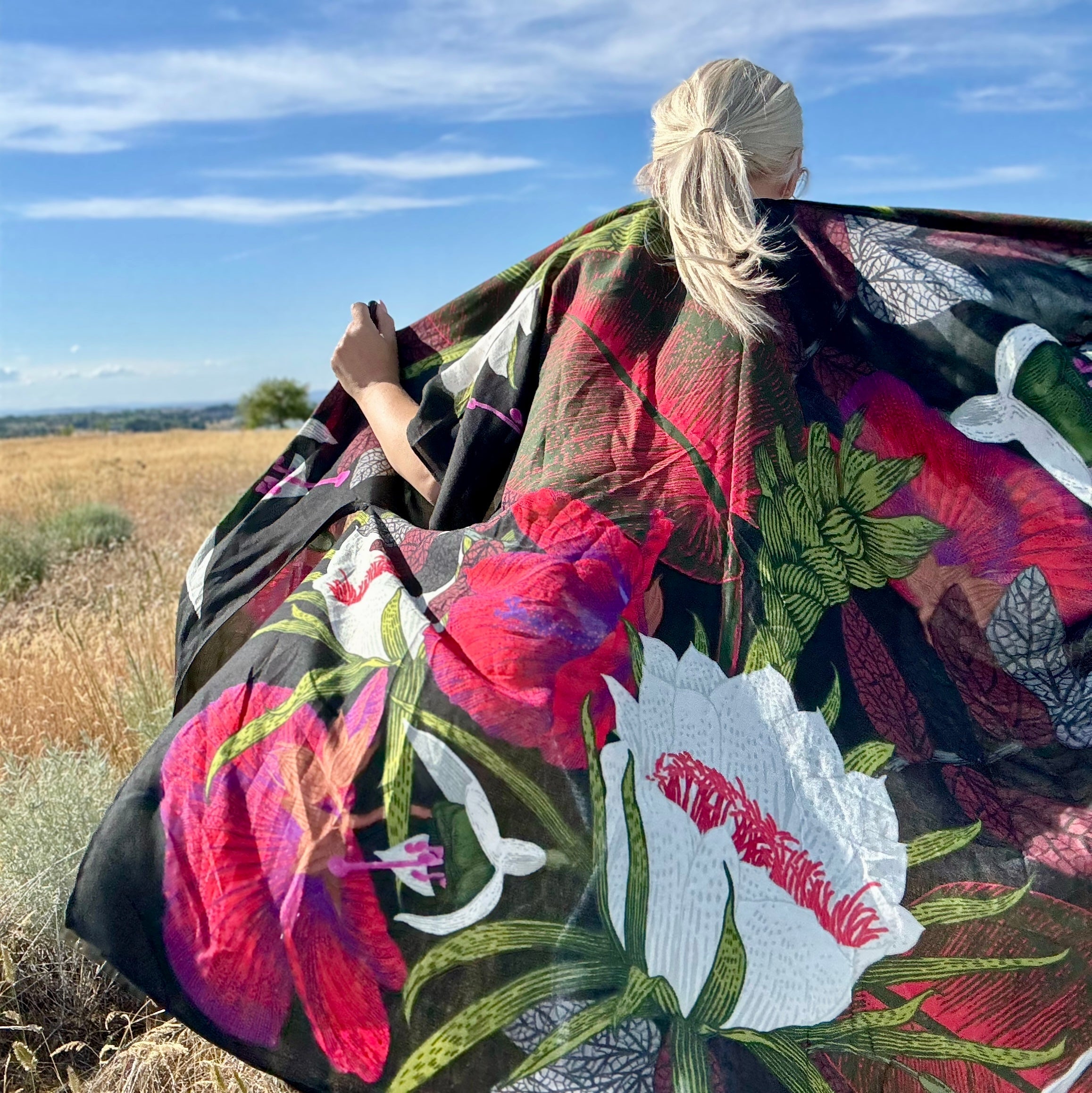 The Palms Kimono