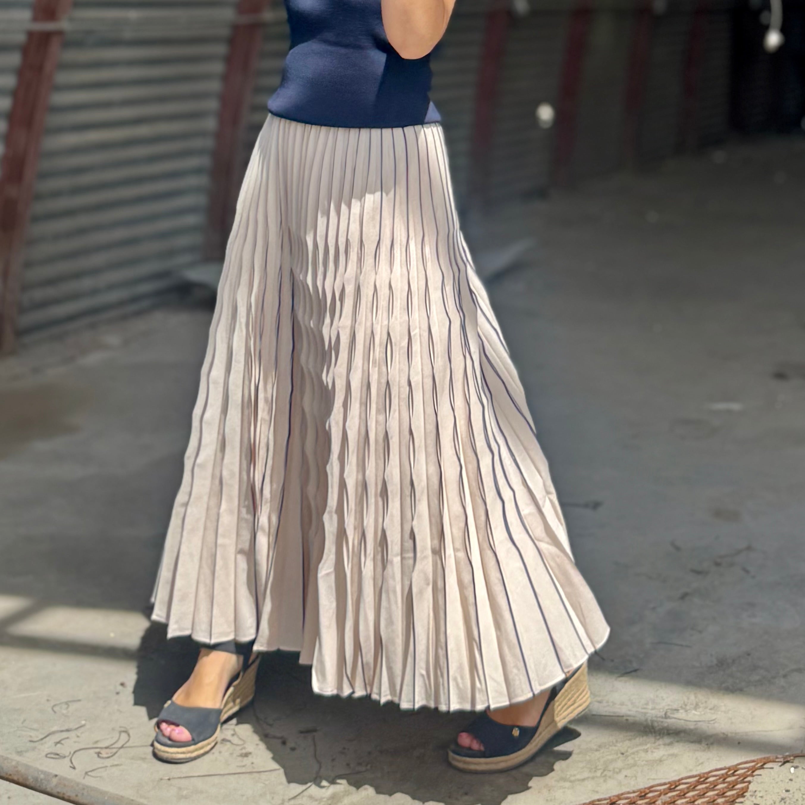 Seabreeze Pleated Maxi Skirt
