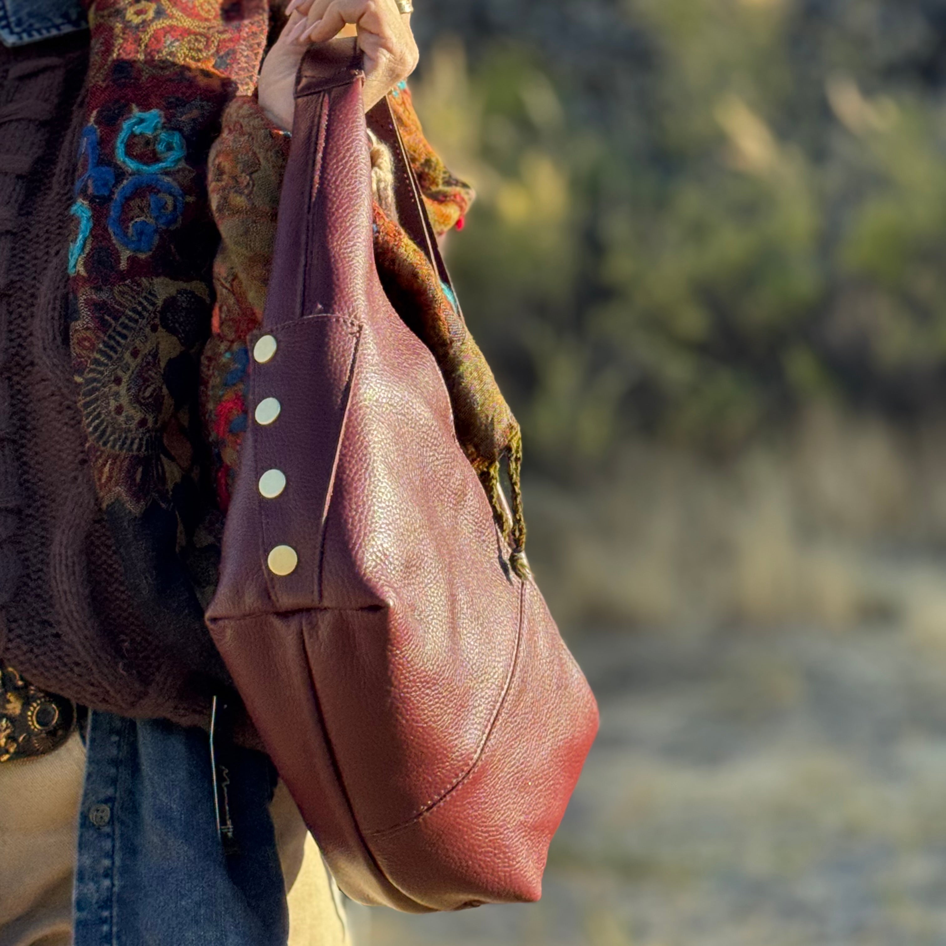 Hammitt Tom Medium Cherrywood Pebble/Brushed Gold (Copy)