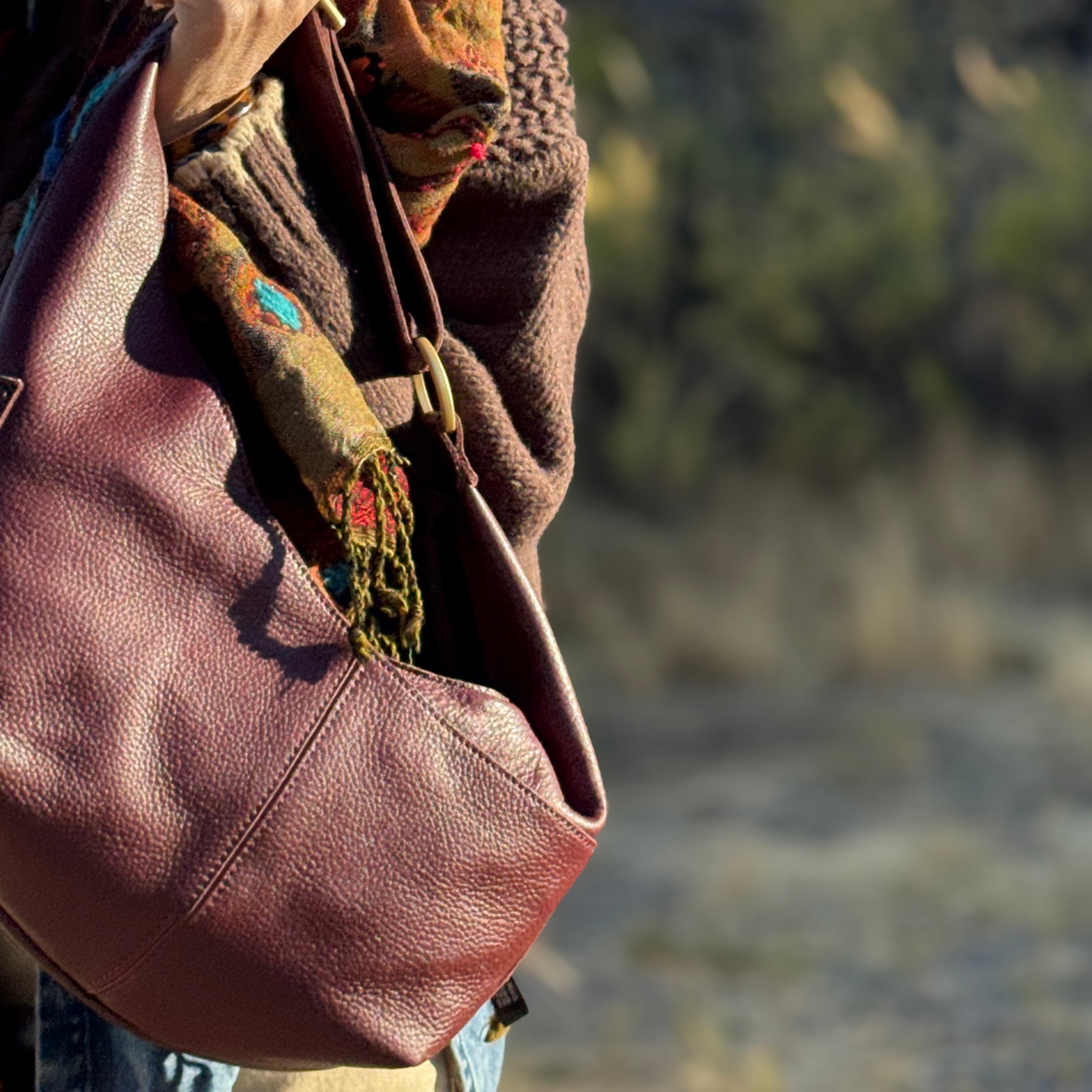 Hammitt Tom Medium Cherrywood Pebble/Brushed Gold