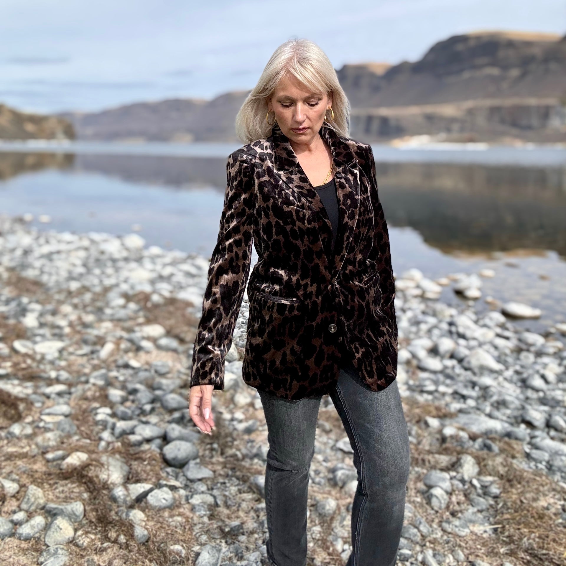 Savanna Velvet Leopard Blazer