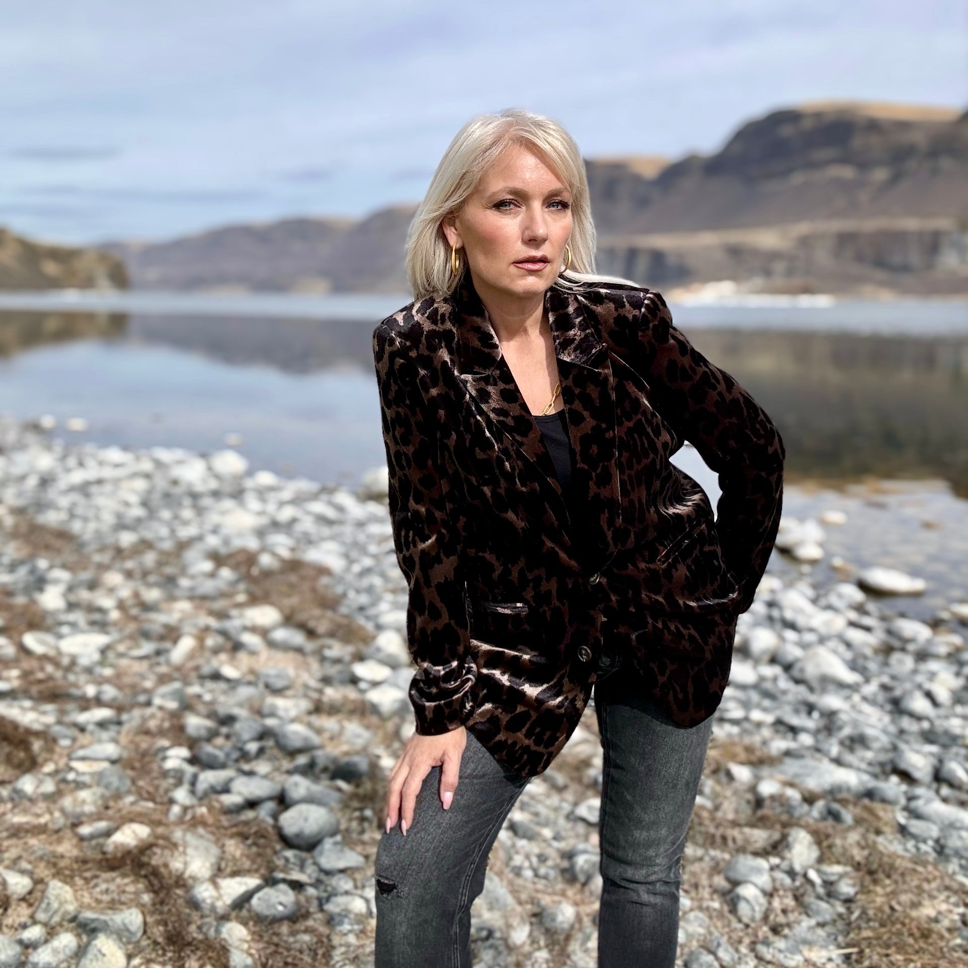 Savanna Velvet Leopard Blazer