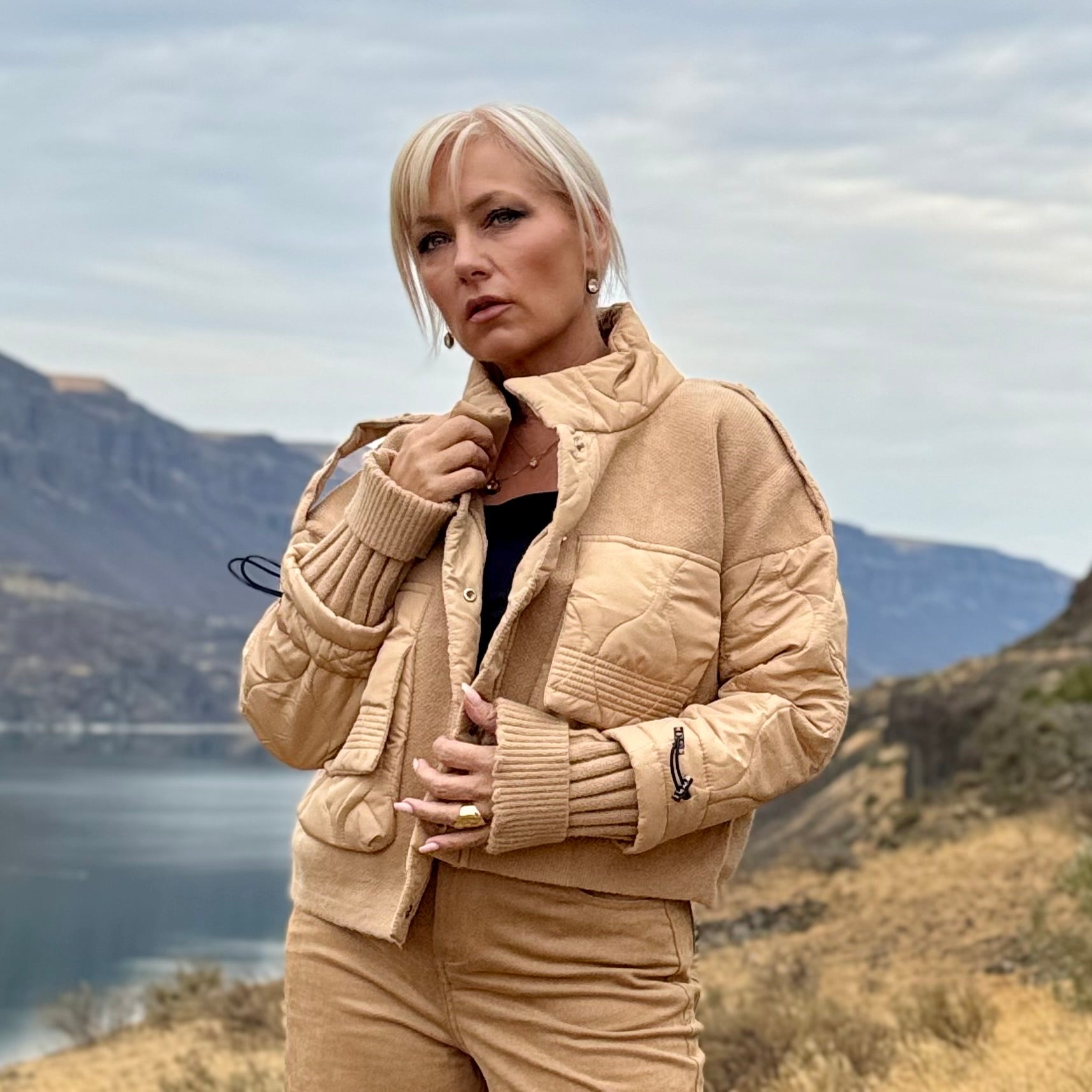 Canyon Quilted Bomber Camel