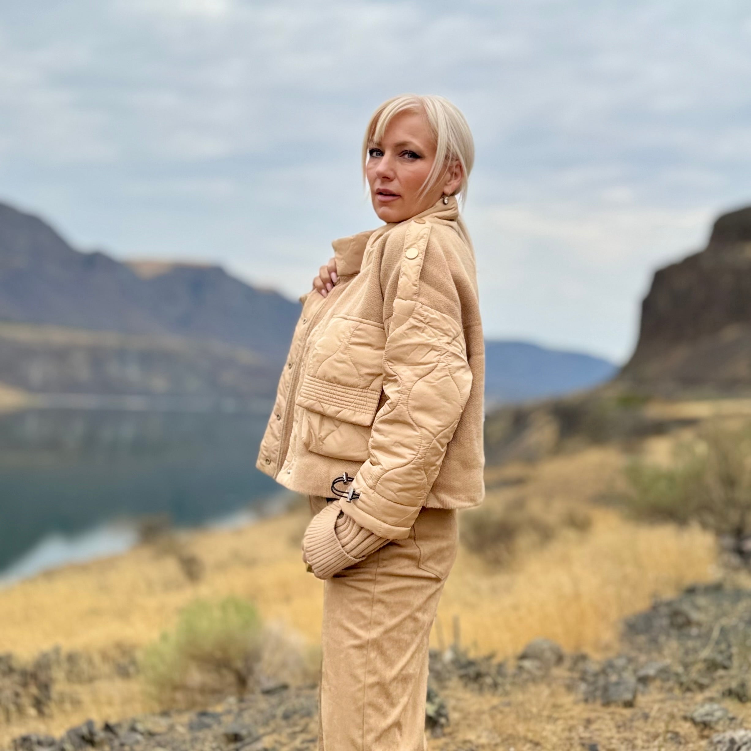 Canyon Quilted Bomber Camel
