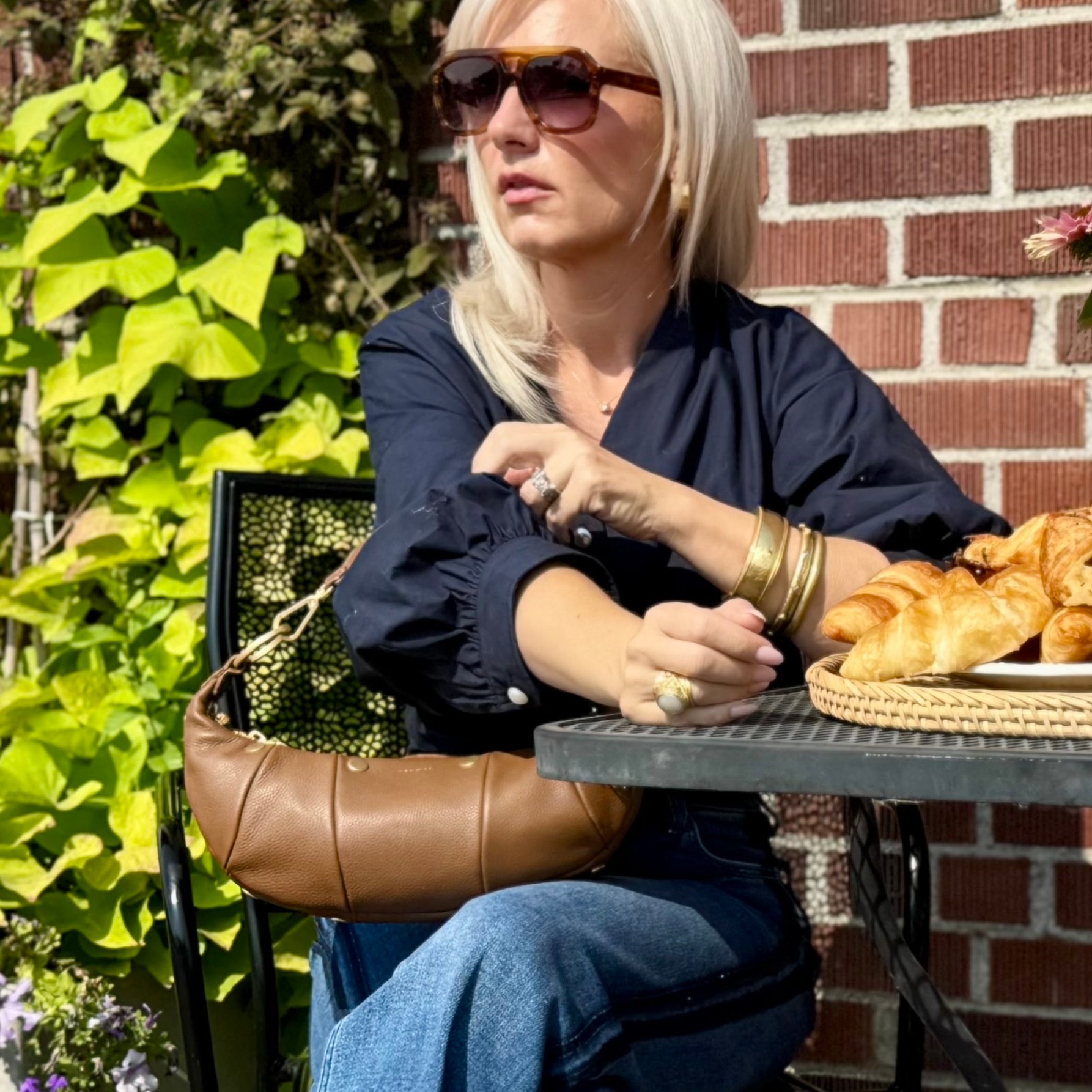 Tabatha Lantern Sleeve Top Navy
