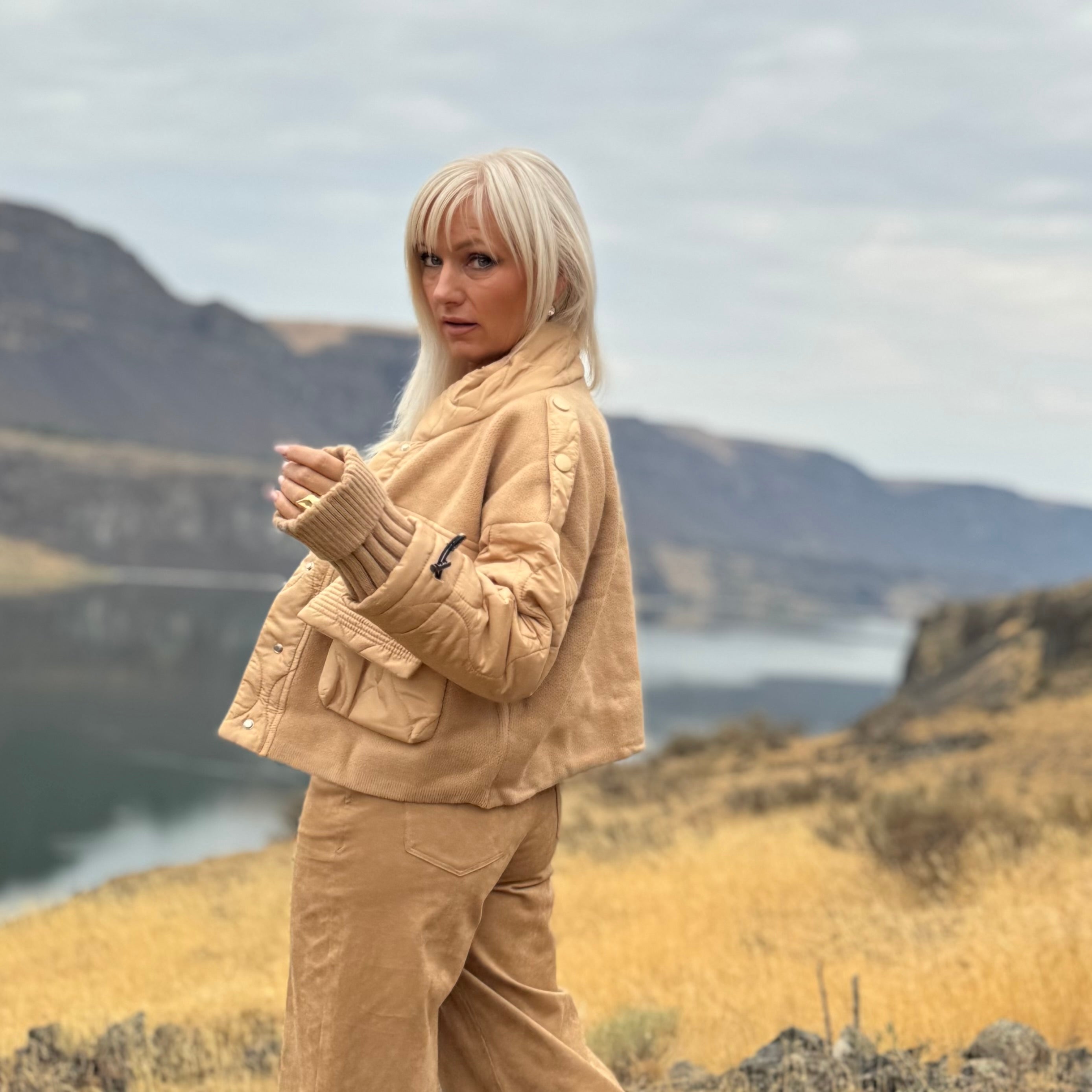 Canyon Quilted Bomber Camel
