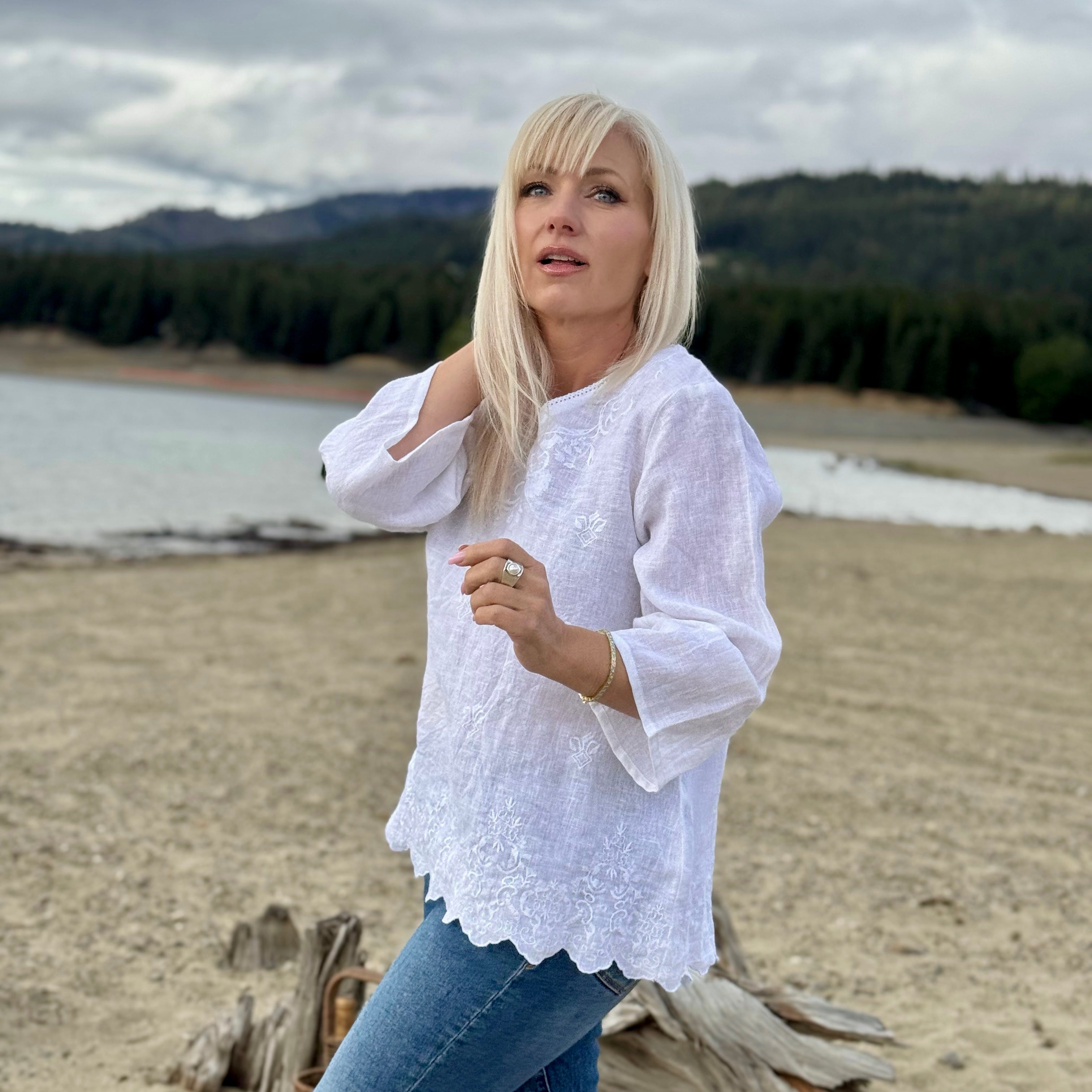 Lilia Linen Top