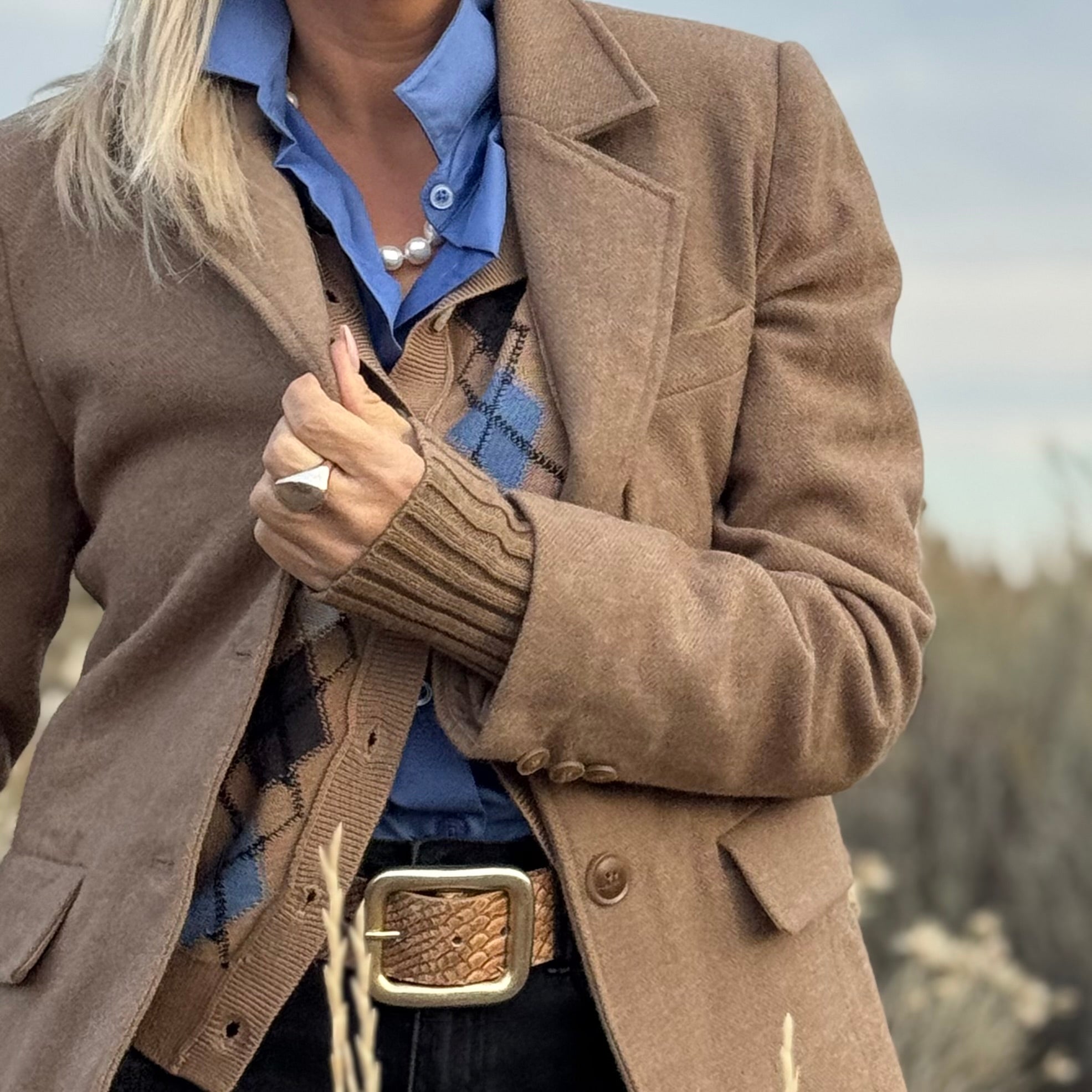THE MERCER SWEATER-CUFF BLAZER Camel