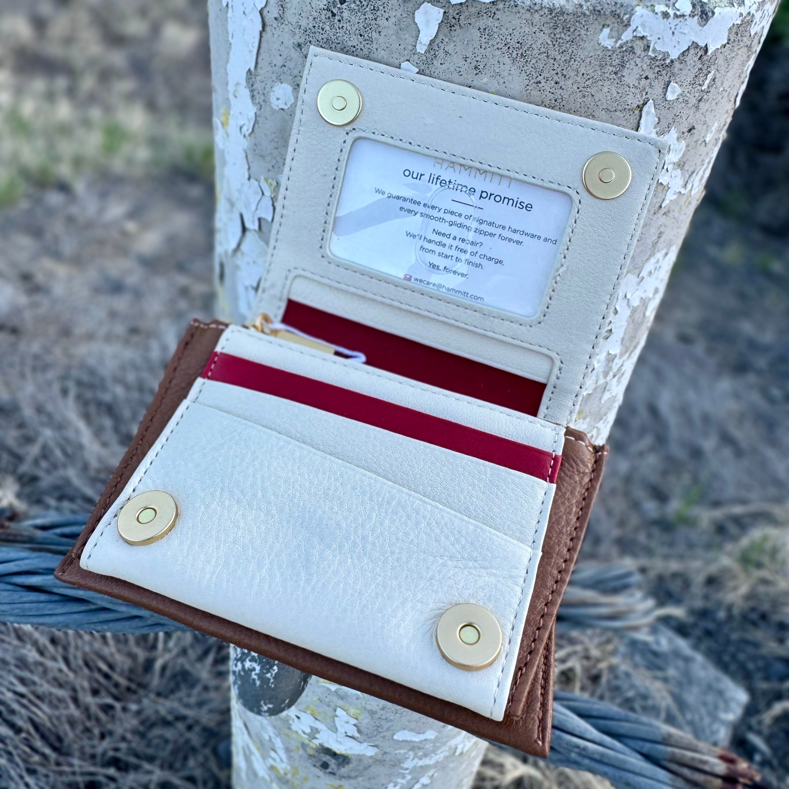 Hammitt ALLEN WALLET Courtyard Cream/Brushed Gold
