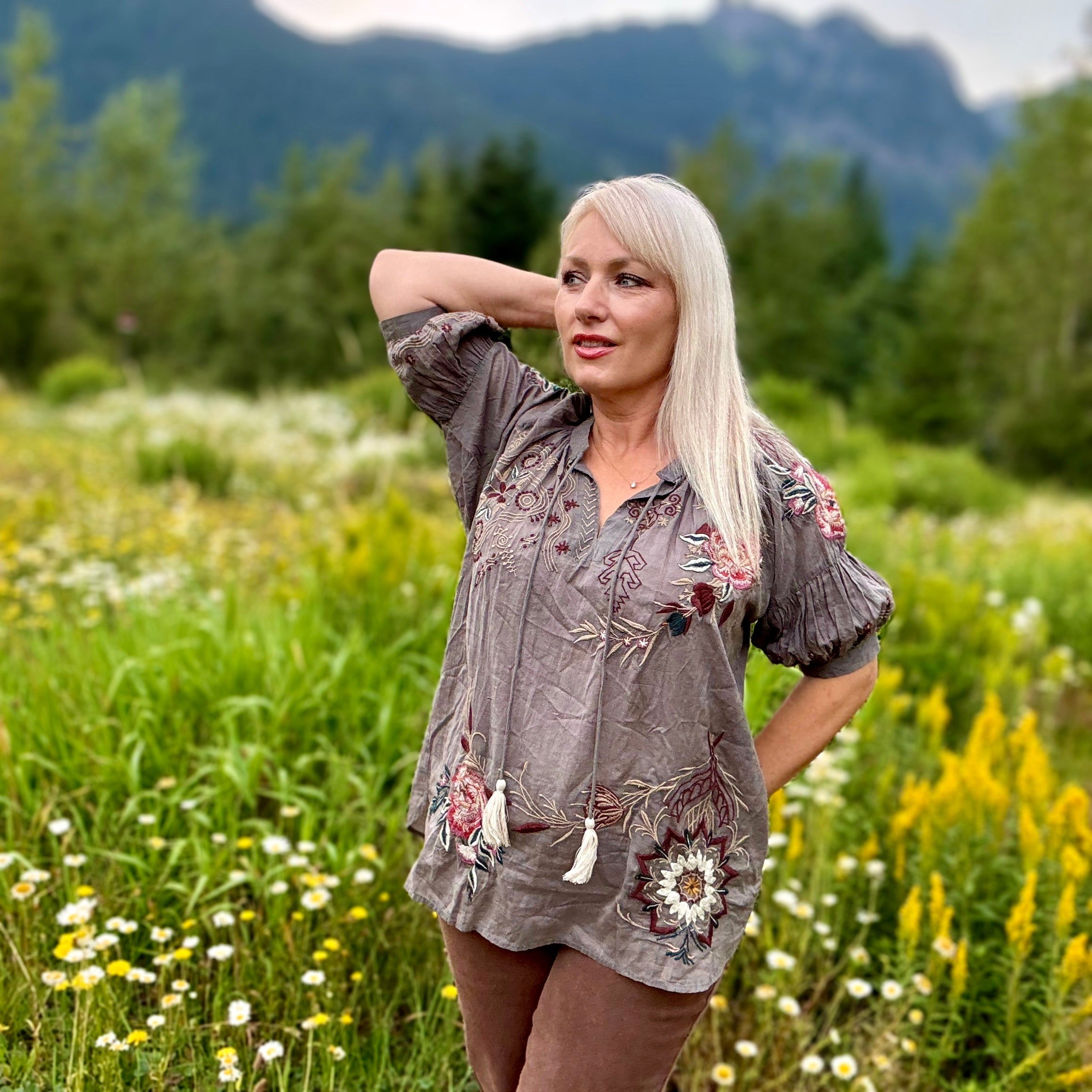 Izzy Cotton Blouse (Charcoal)