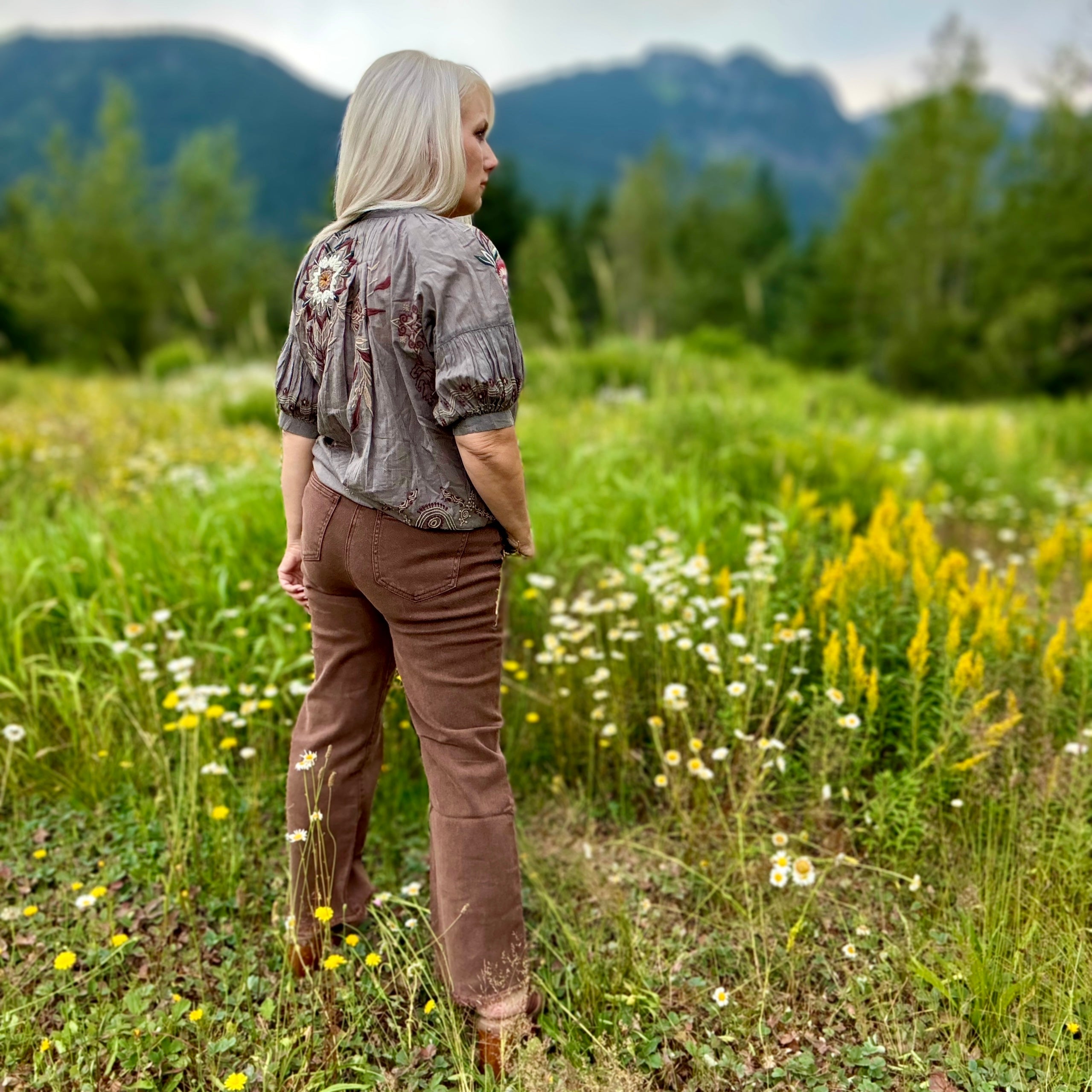 Atlas Cropped Straight Jean (Bark)