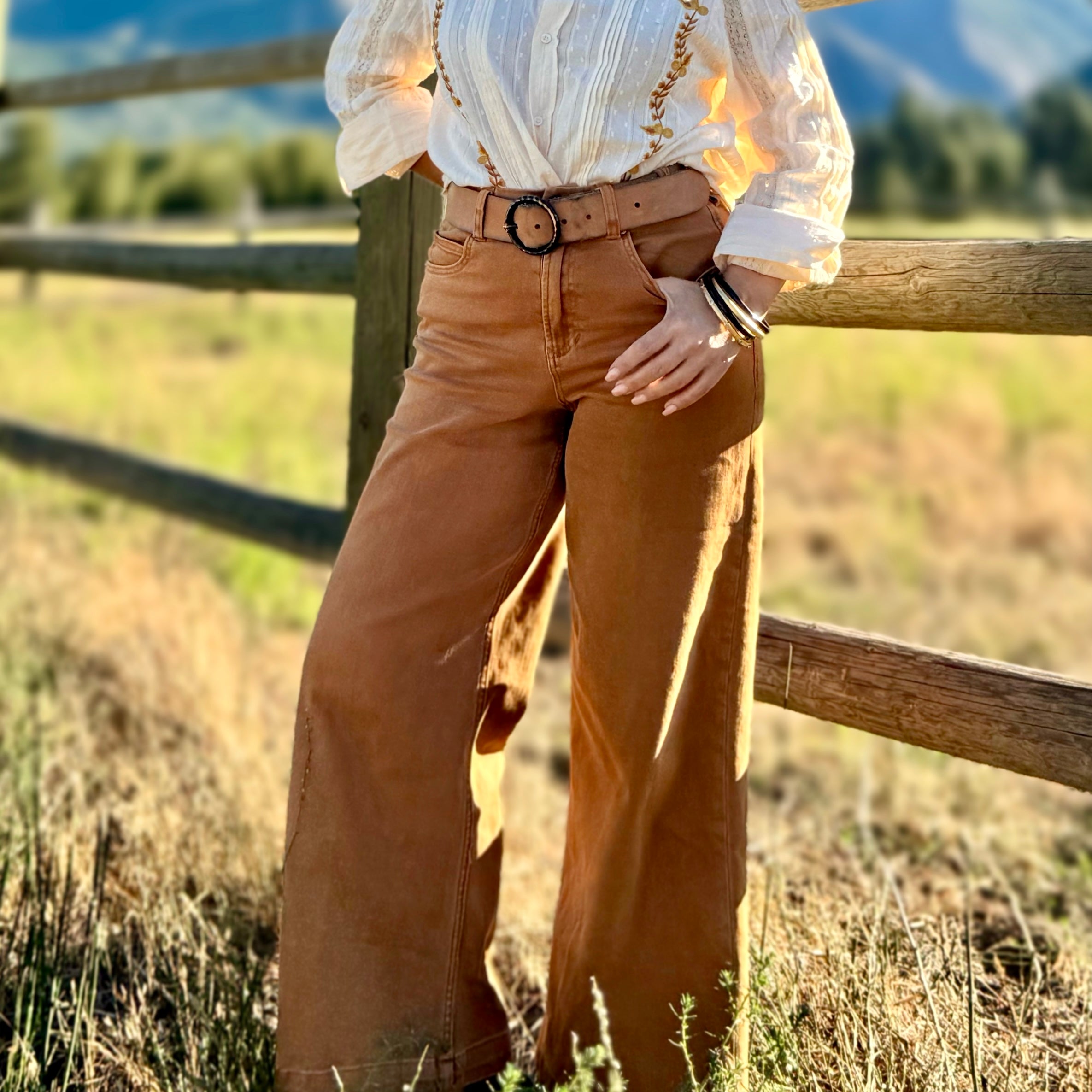 Audrey Wide Leg Jeans Biscuit