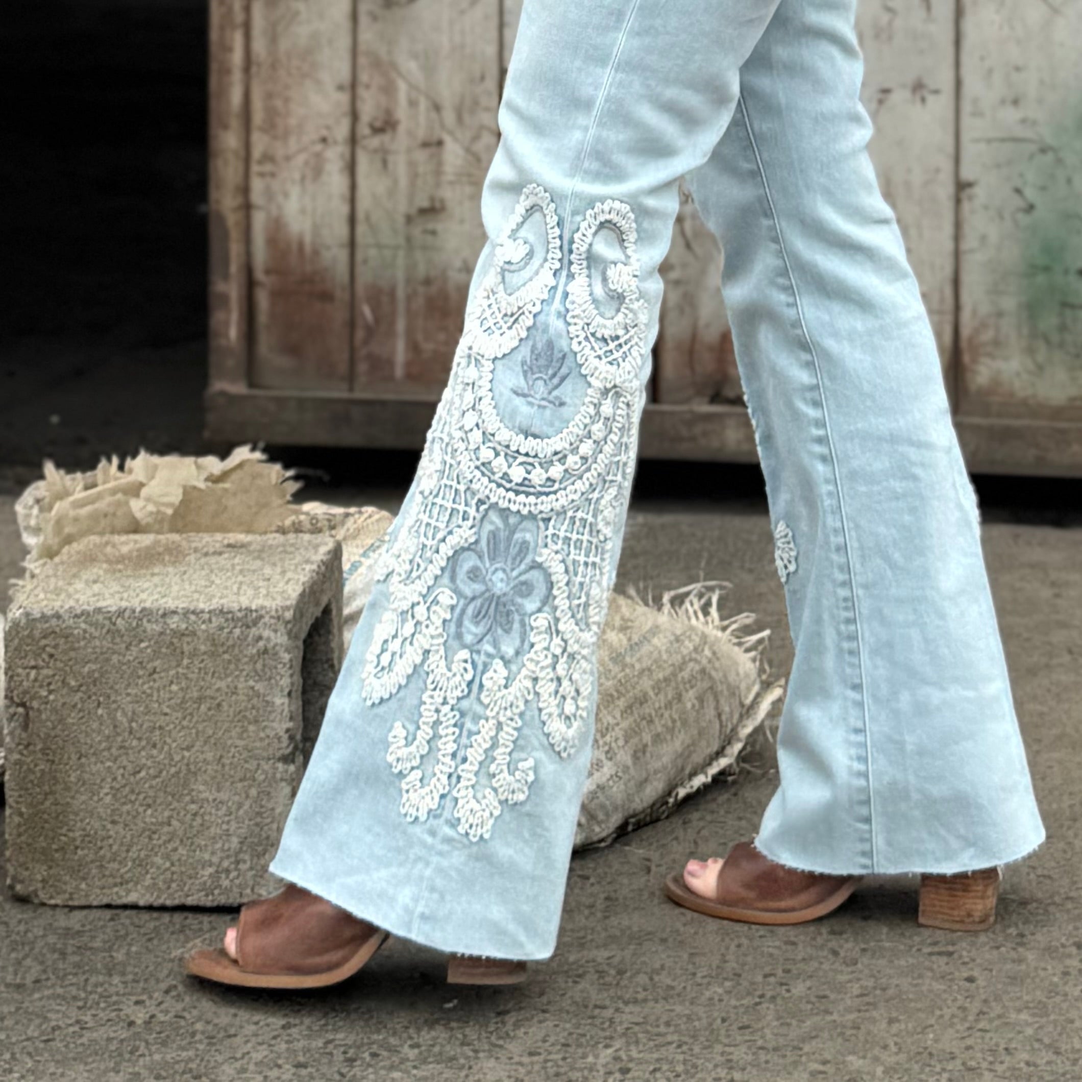 Rosa Flare Jean