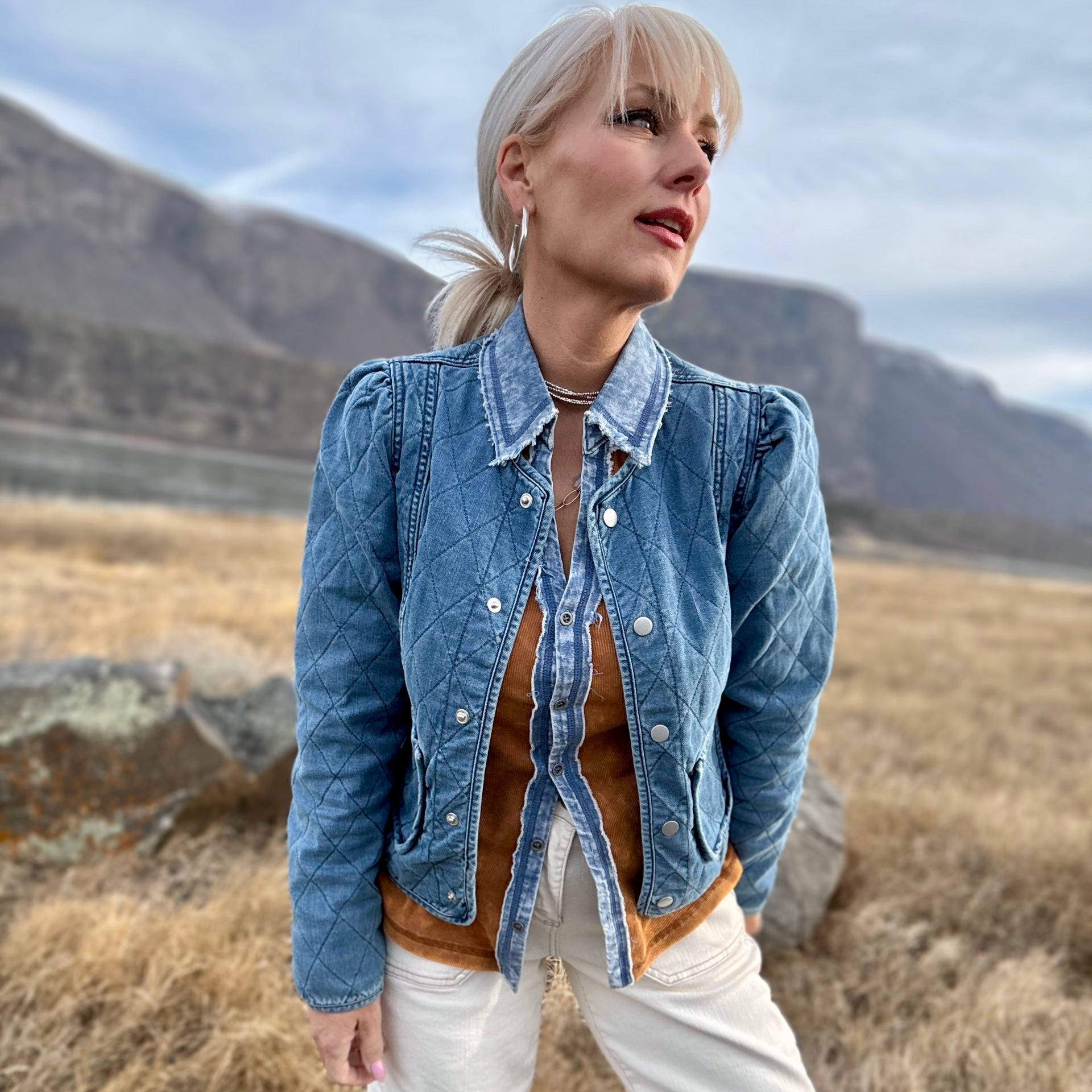 KIT QUILTED PUFF SLEEVE JACKET MOON STAR