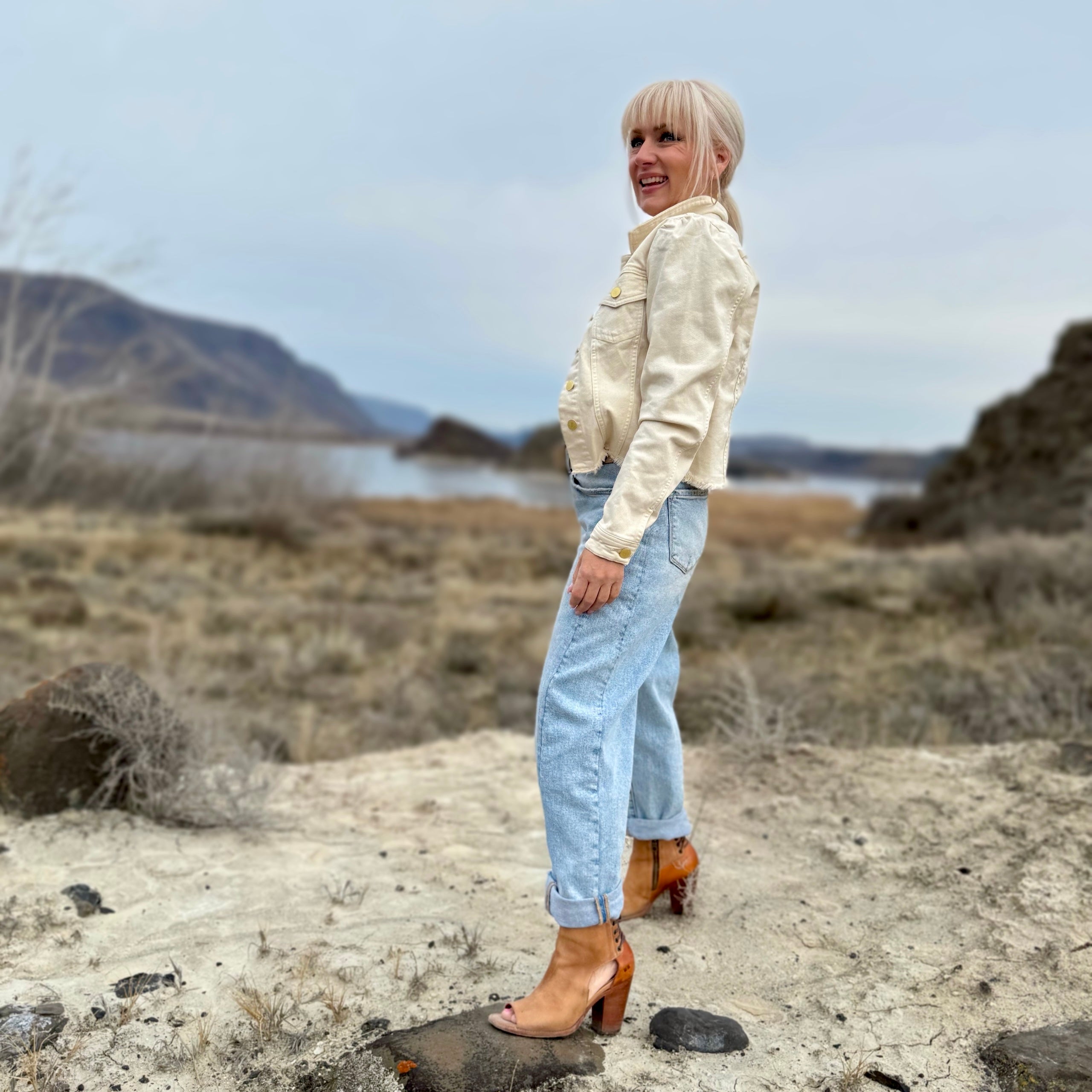 ROSELYN CUT OFF JACKET WHEAT