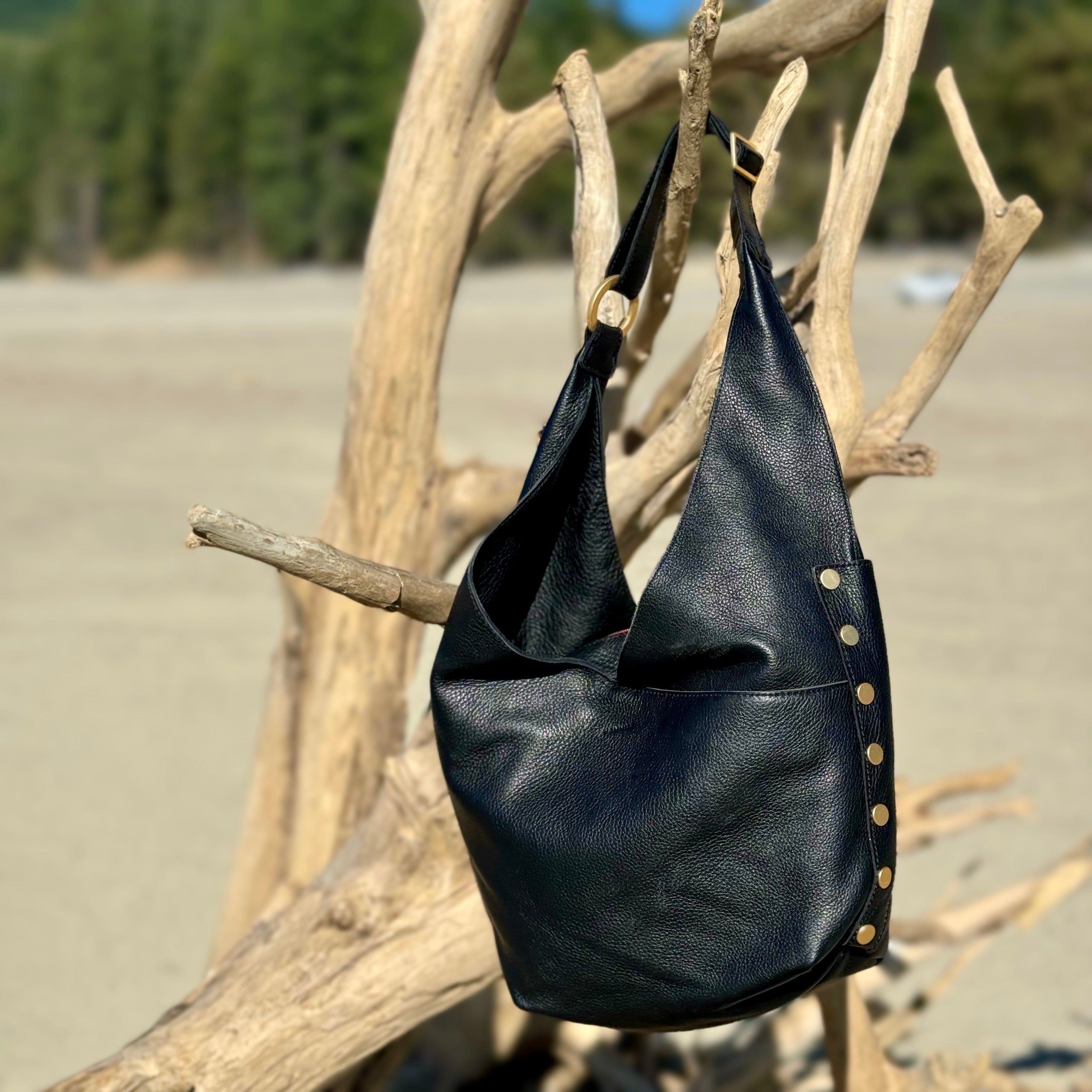 Hammitt Tom Zip Bag (Black)