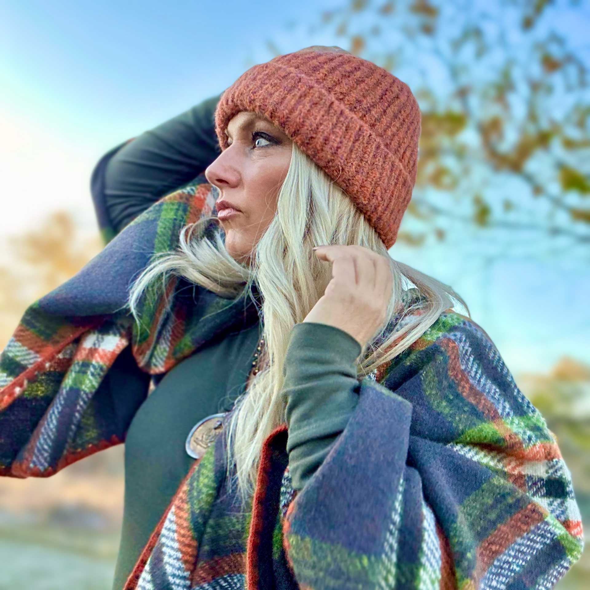 Aspen Knit Beanie (Orange)