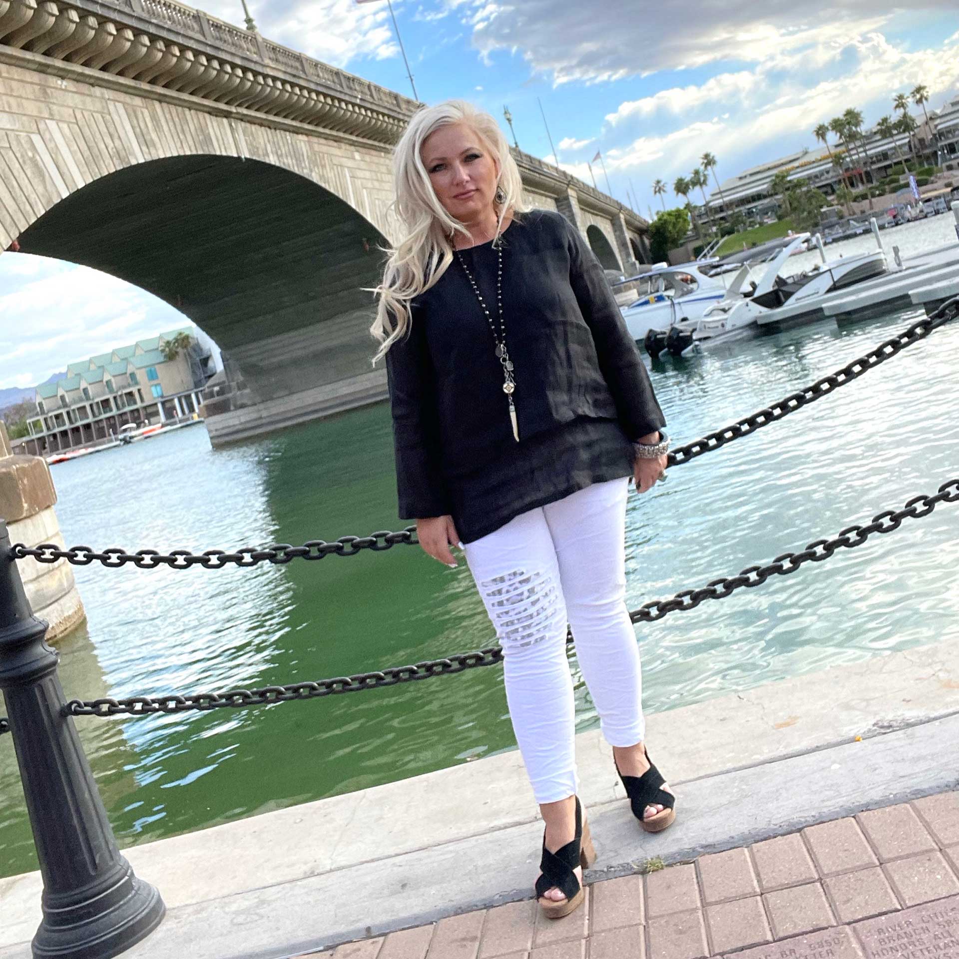 Audrey Double-Layer Linen Top (Black)