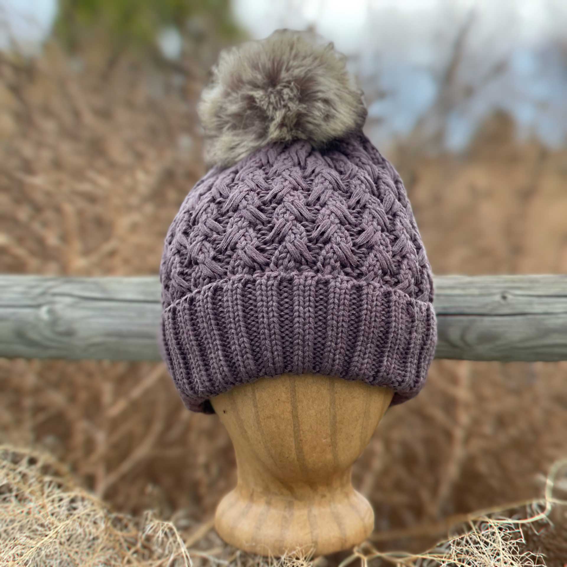 Big Sky Pom Beanie (Cocoa Berry)