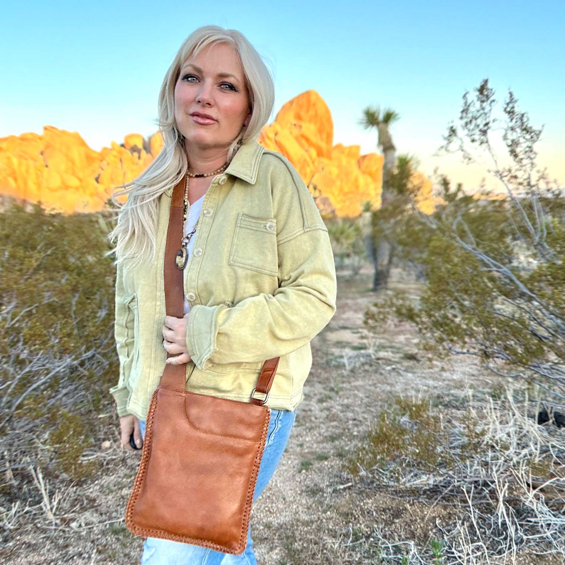 Brynn Whipstitch Leather Crossbody Bag (Cognac)