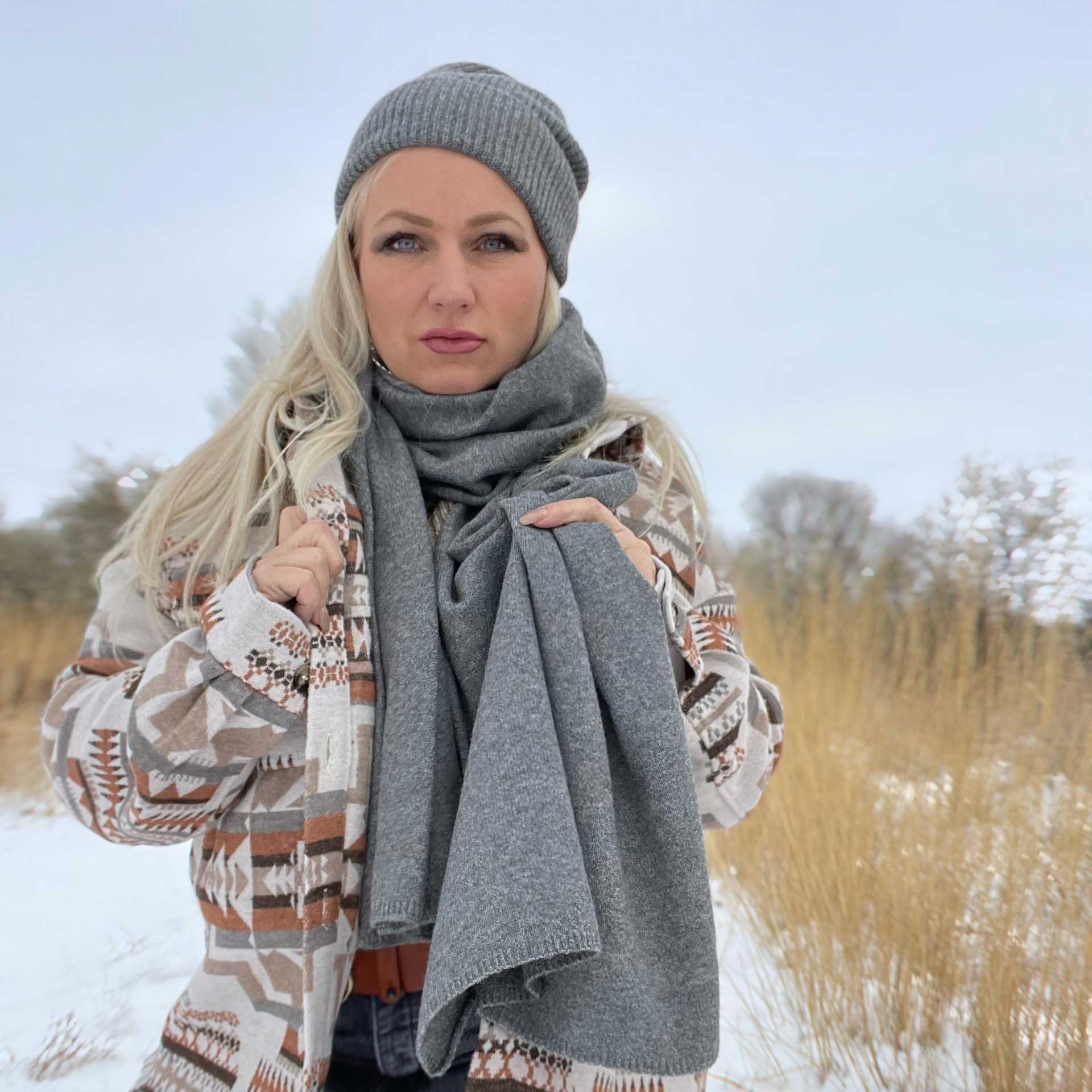 Cadence Cashmere Blend Wrap Scarf (Gray)