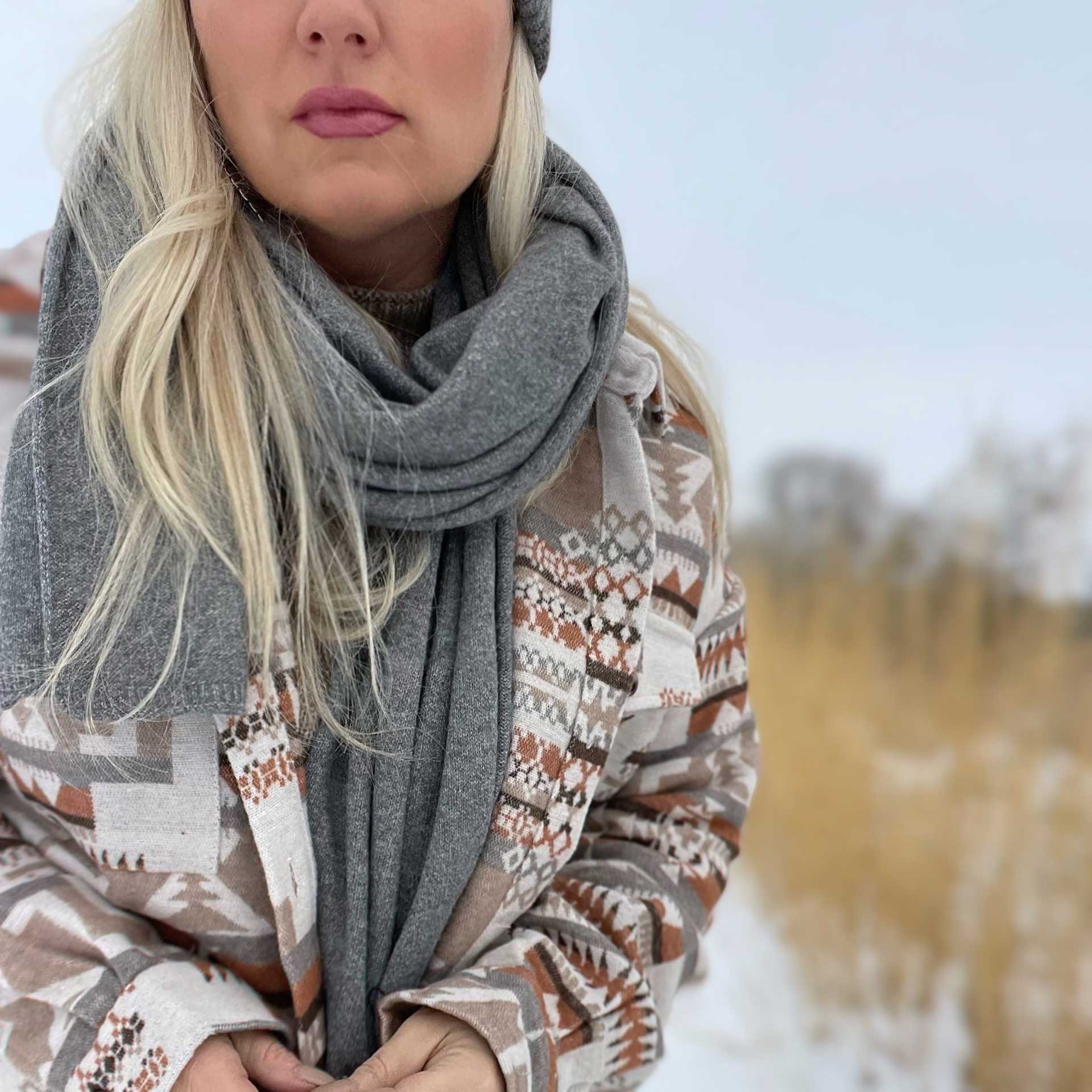 Cadence Cashmere Blend Wrap Scarf (Gray)