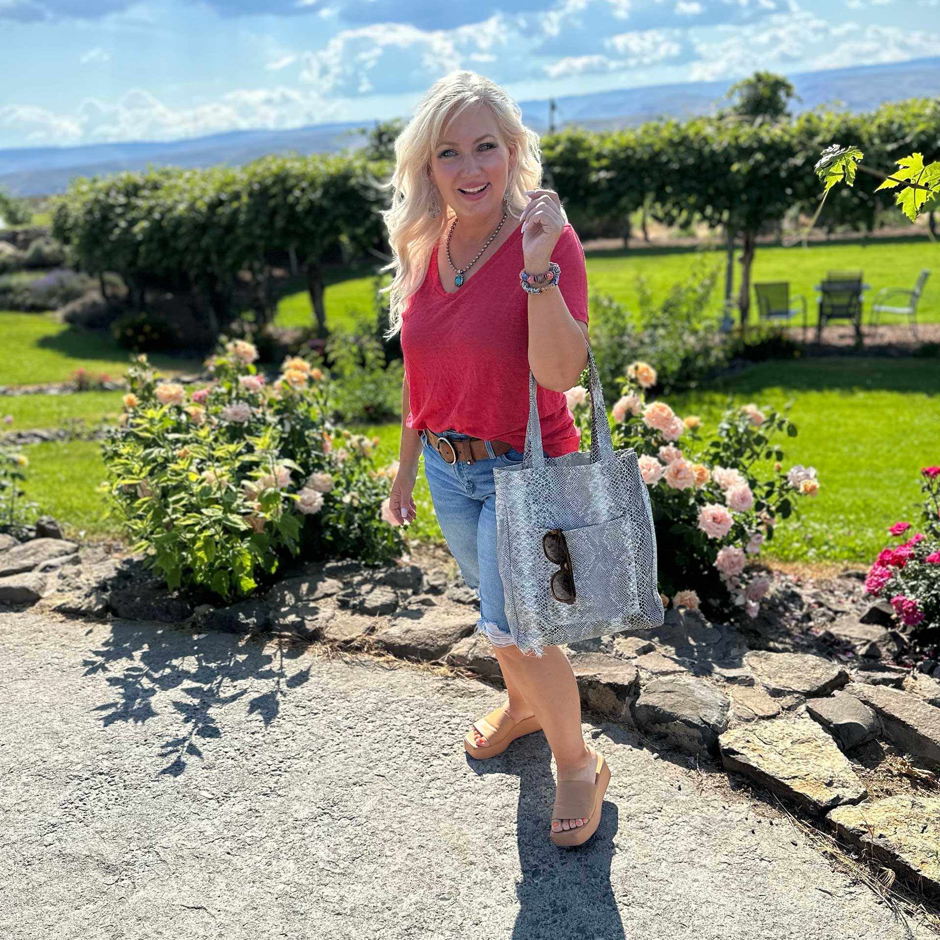 Care Free Linen Tee (Cherry)