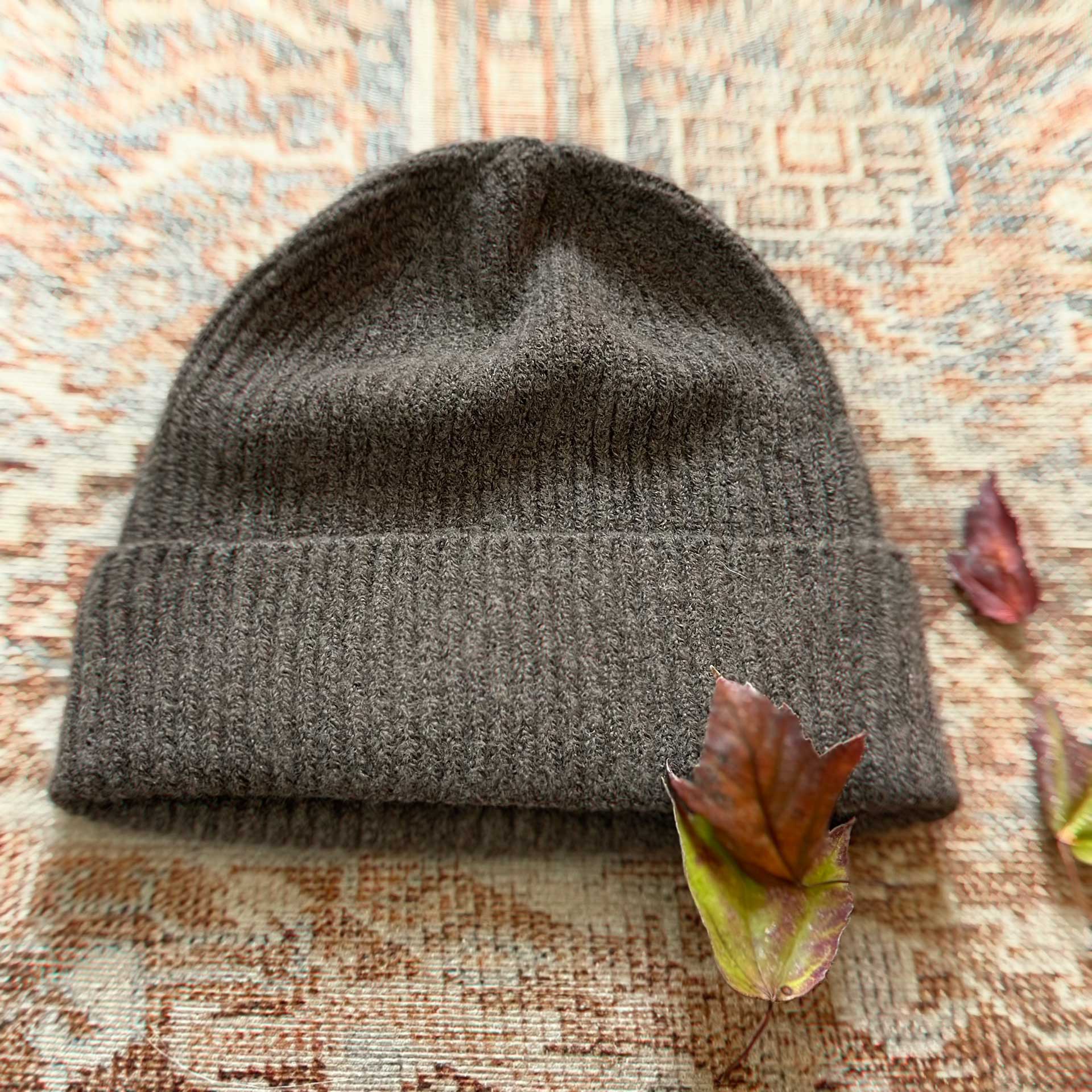 Cashmere Blend Beanie (Earth Brown)