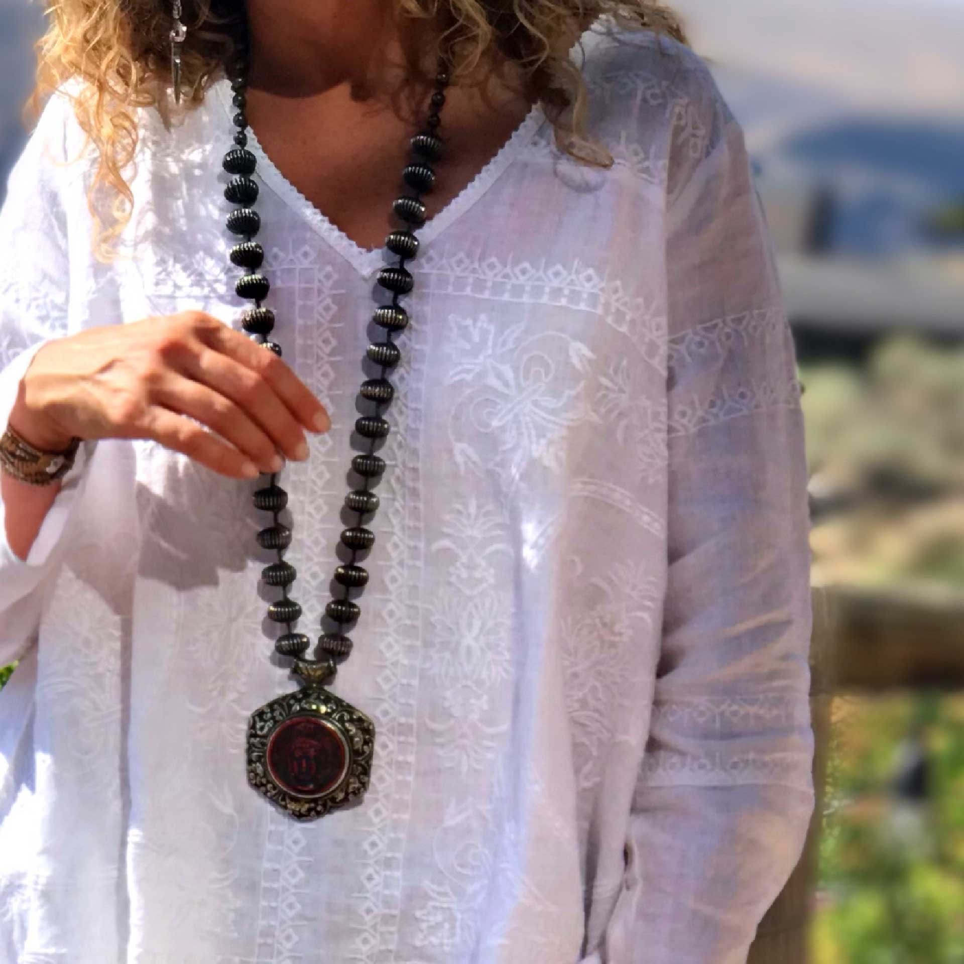 Emma Effortless Swing Blouse