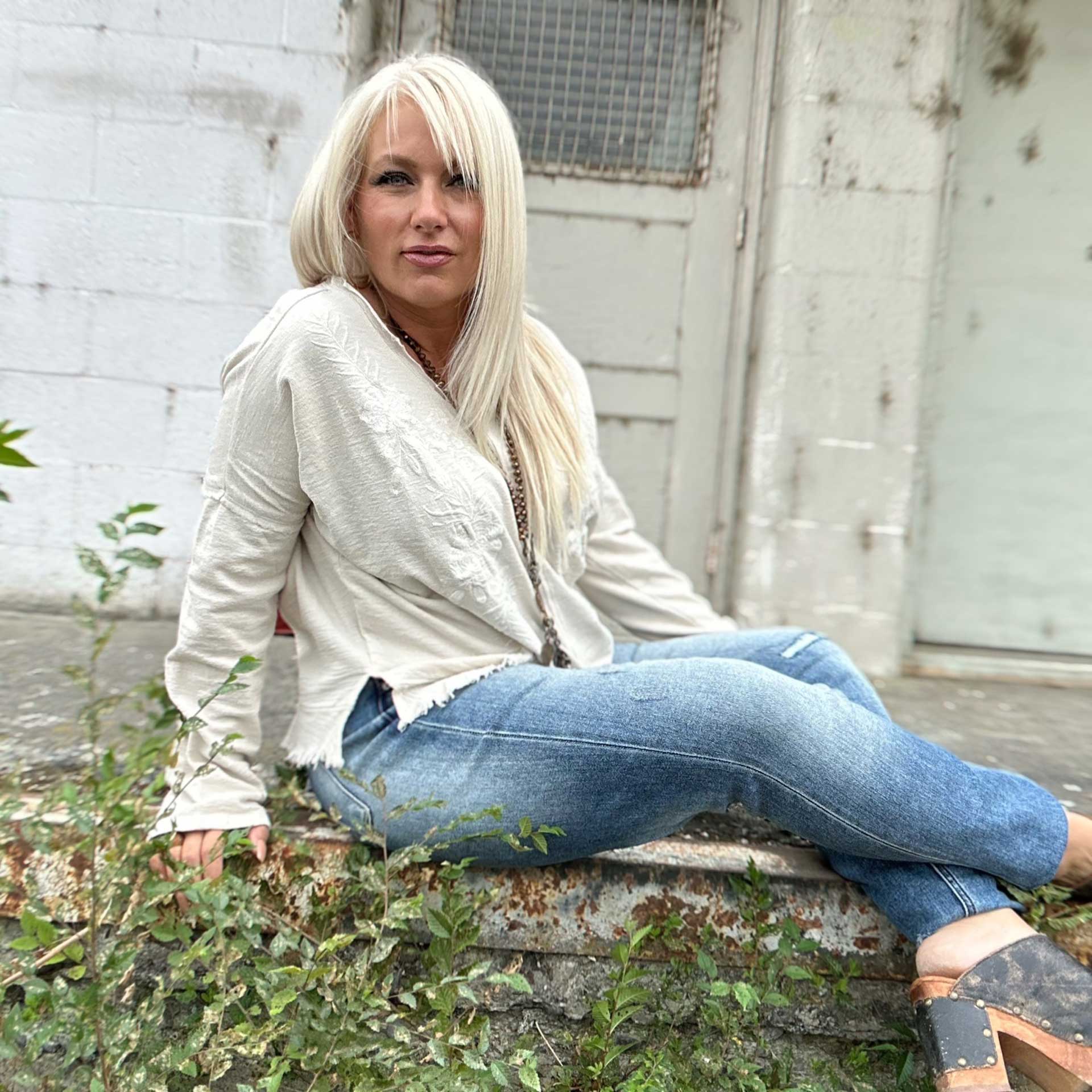 Joanna Cotton Top (Ivory)