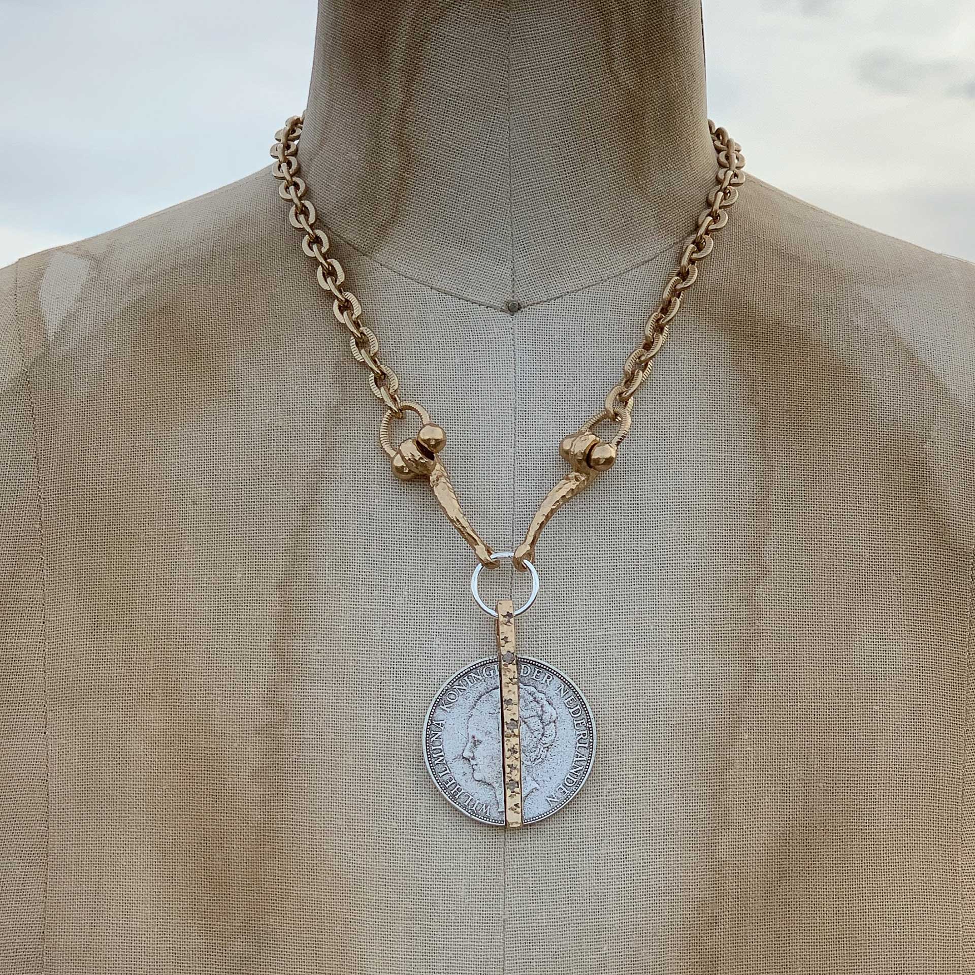 LAYER A 576 Necklace