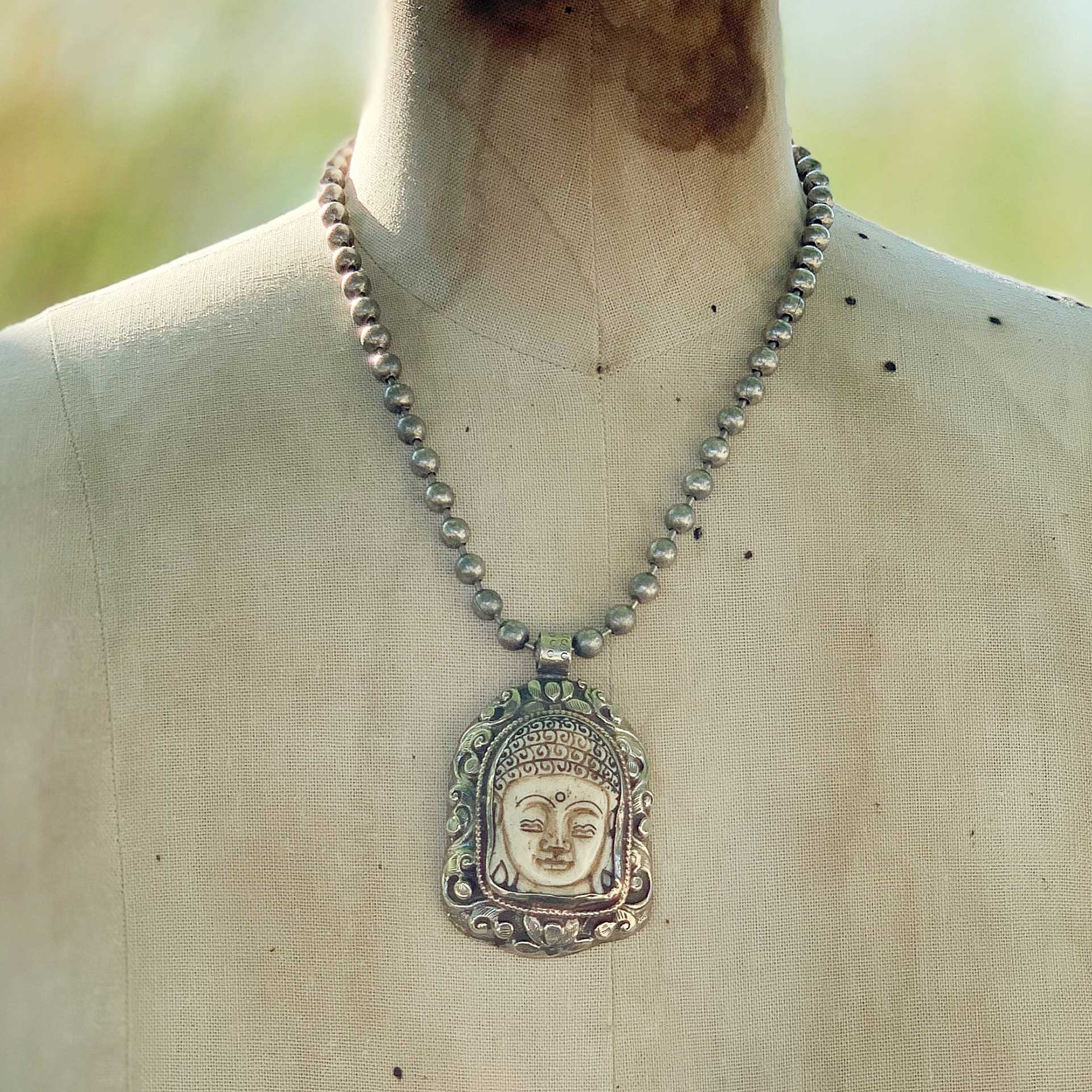 LAYER A 620 Necklace