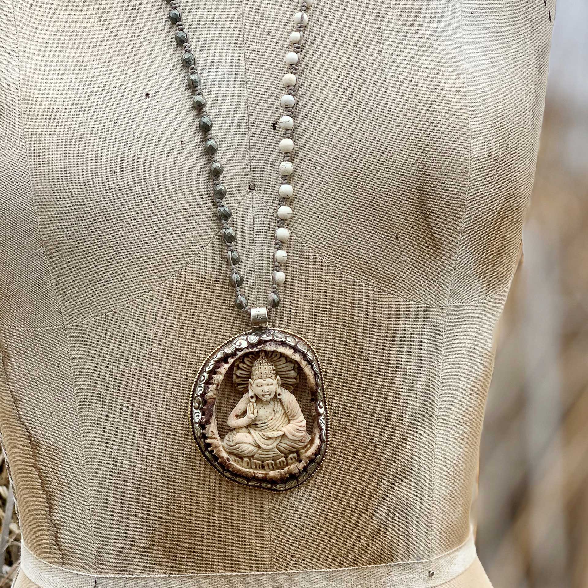 LAYER A 662 Necklace