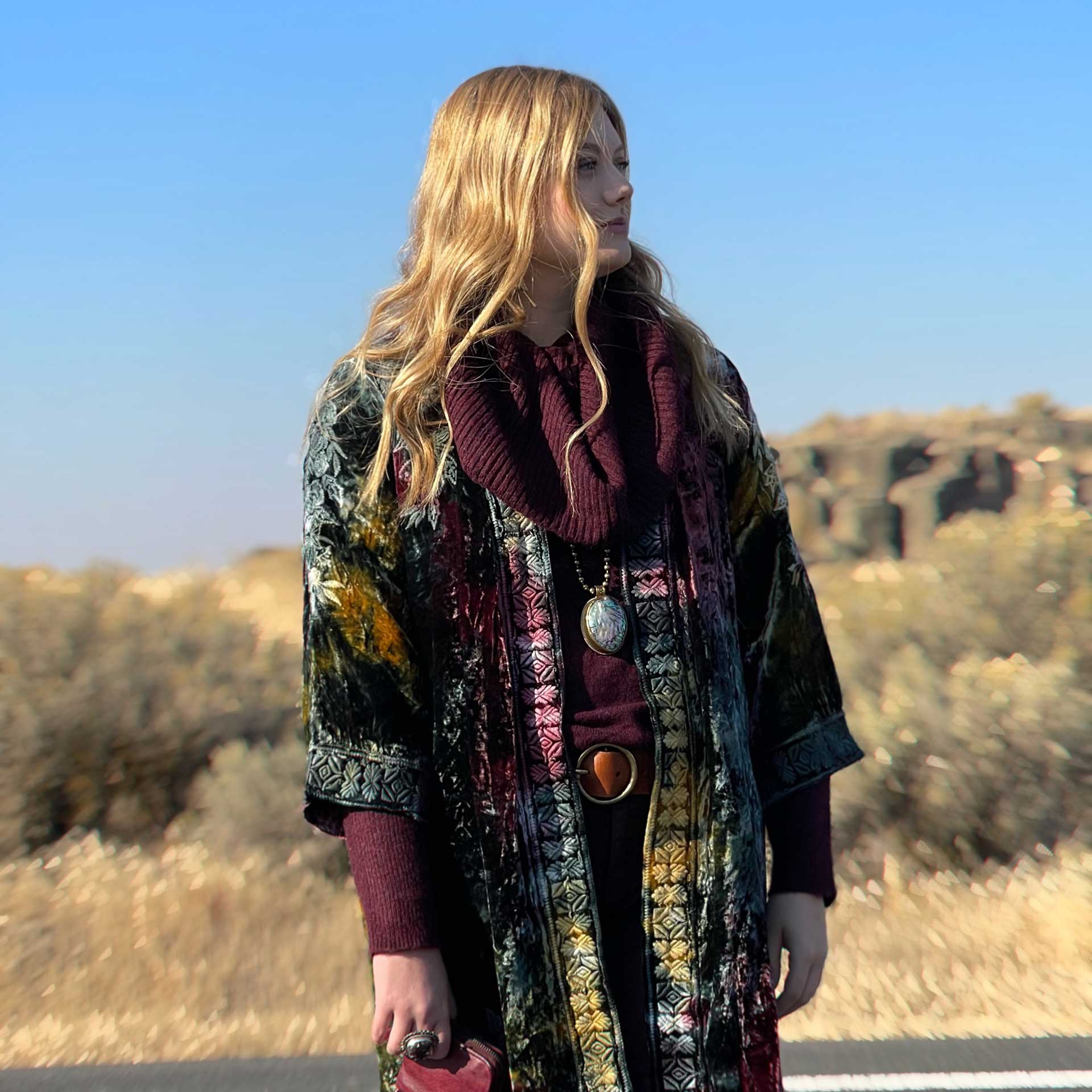 Mariposa Velvet Kimono