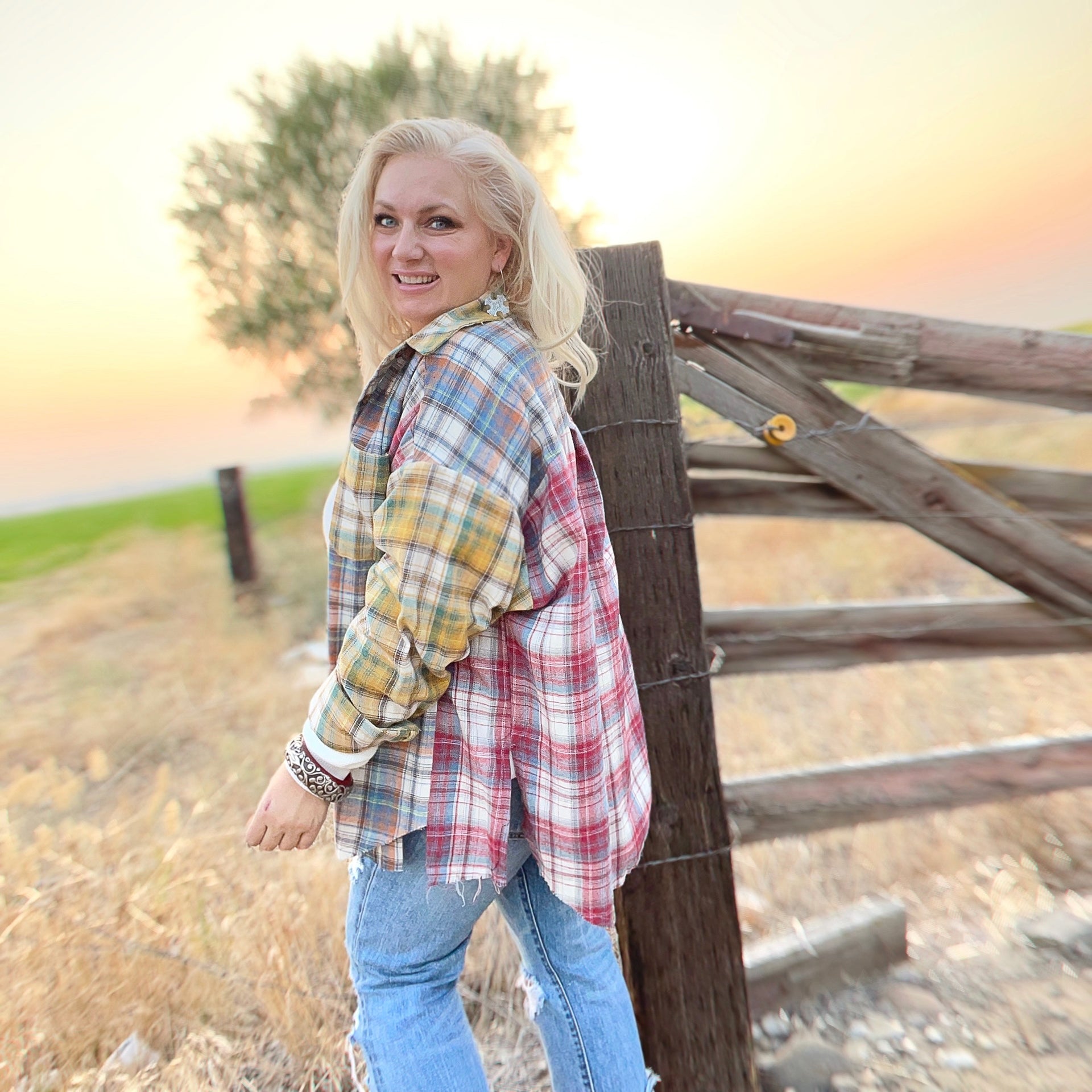 Mixed Flannel Button-Up (Gold)